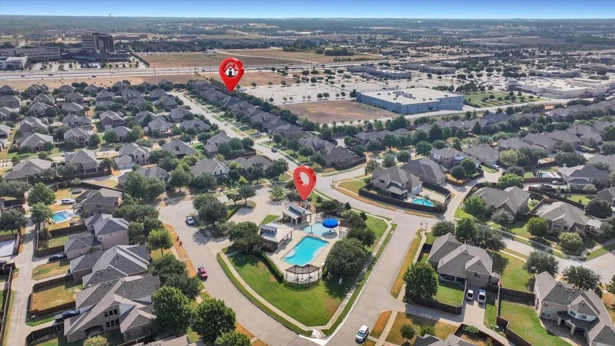 Location of home to community pool