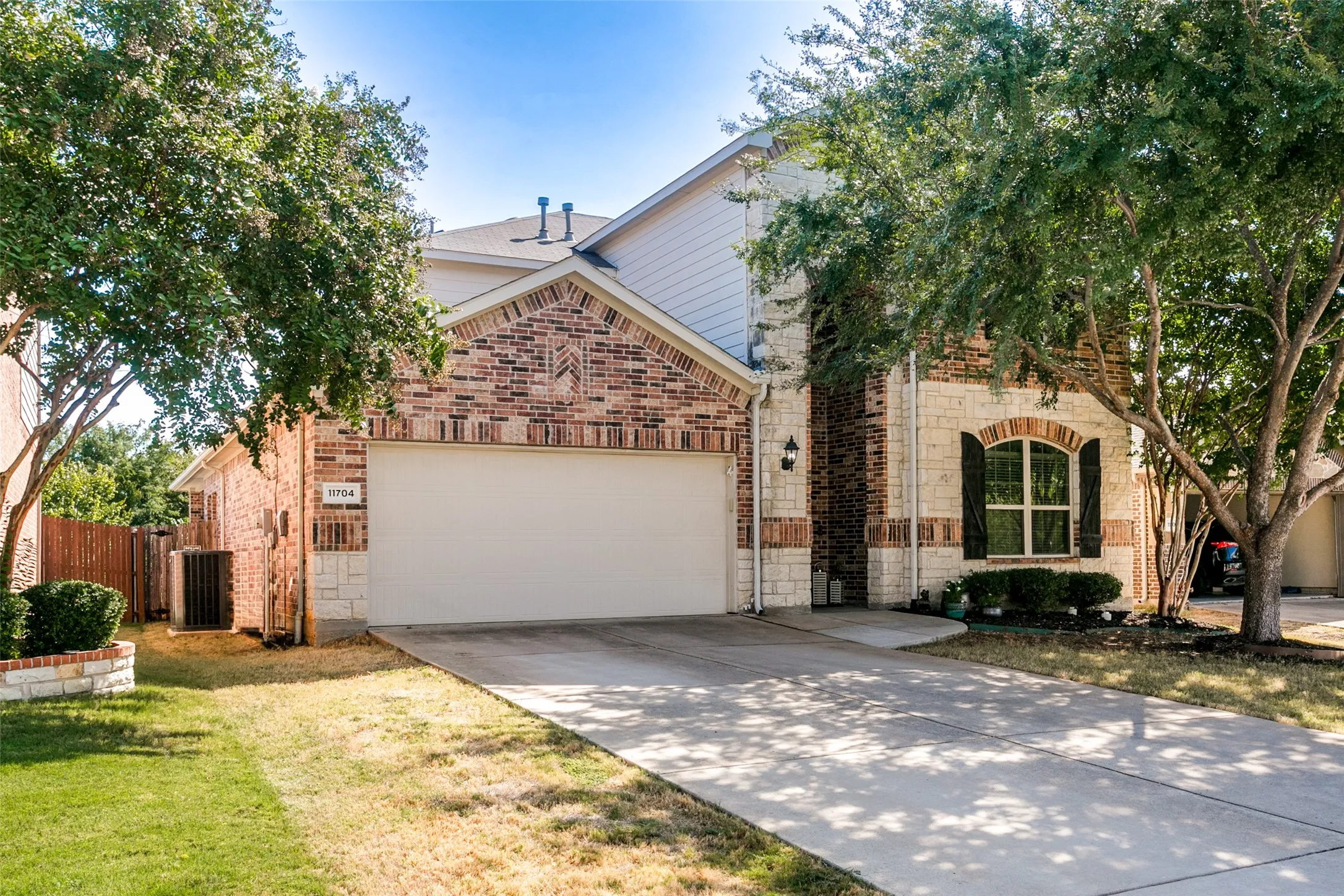 Single Family Residence For Sale