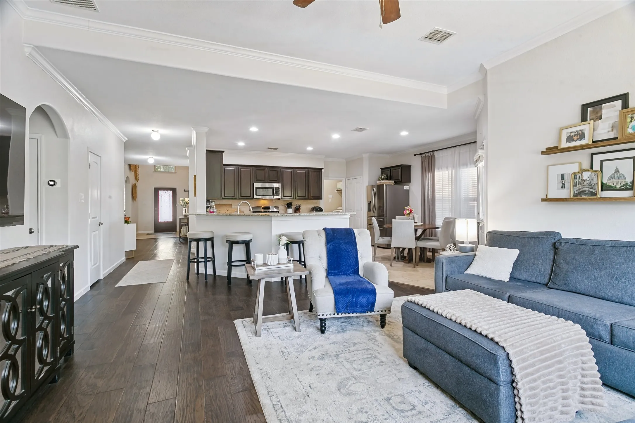 Single Family Residence For Sale in Collin County , 11704 Hamptonbrook Drive, Mc Kinney, Texas 75071, 4 Bedroom, 4 Bathroom, 2 Garage spaces, 3,027 Sqft, built in 2013, mls#21391577, Real Estate Agent in Mc Kinney, Homes For Sale in Collin county, Homes For Sale in Mc Kinney, Realtor in Mc Kinney Texas, Real Estate Brokerage Independent Realty Texas, Luminita Cordes Realtor
