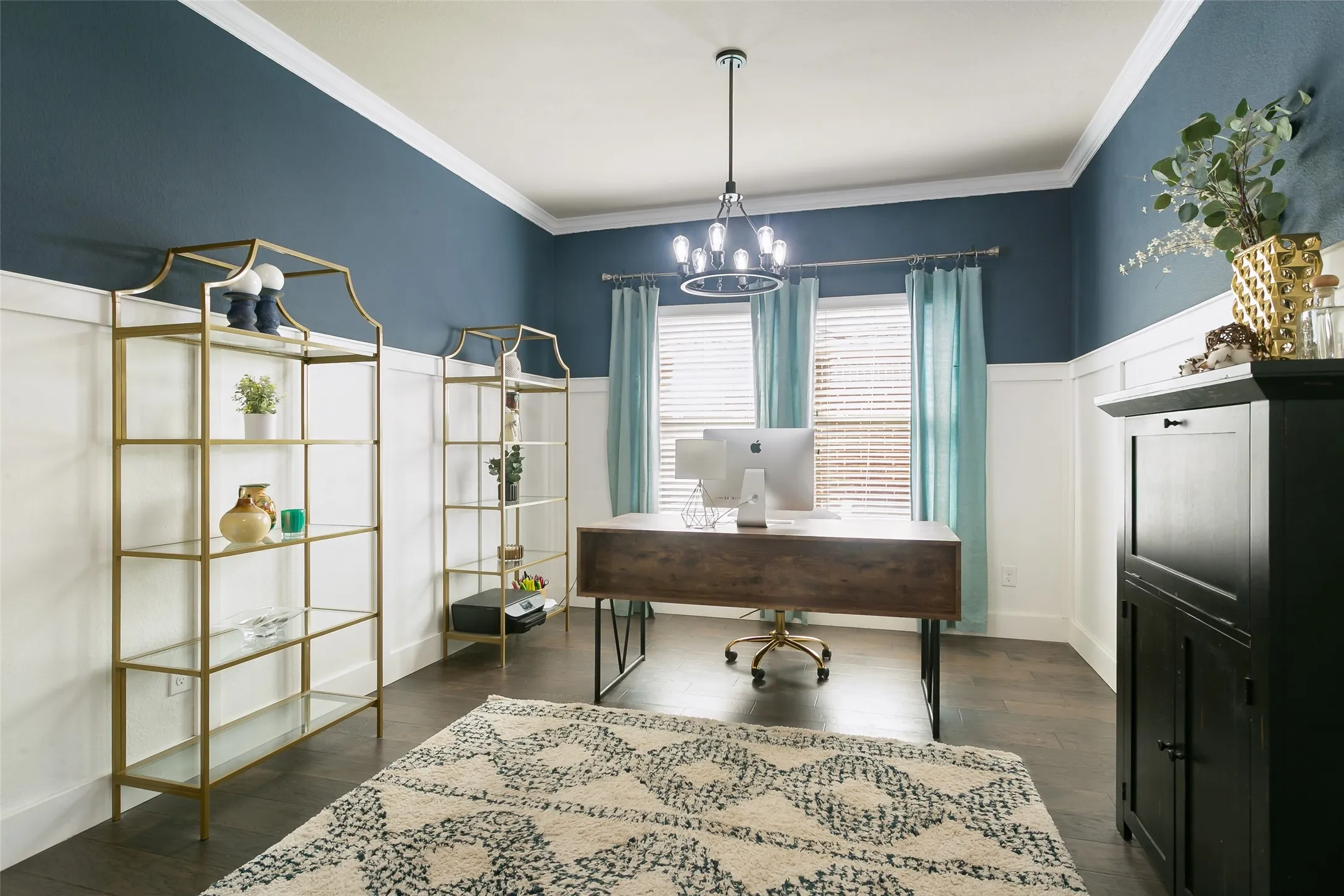 Single Family Residence For Sale in Collin County , 11704 Hamptonbrook Drive, Mc Kinney, Texas 75071, 4 Bedroom, 4 Bathroom, 2 Garage spaces, 3,027 Sqft, built in 2013, mls#21391577, Real Estate Agent in Mc Kinney, Homes For Sale in Collin county, Homes For Sale in Mc Kinney, Realtor in Mc Kinney Texas, Real Estate Brokerage Independent Realty Texas, Luminita Cordes Realtor