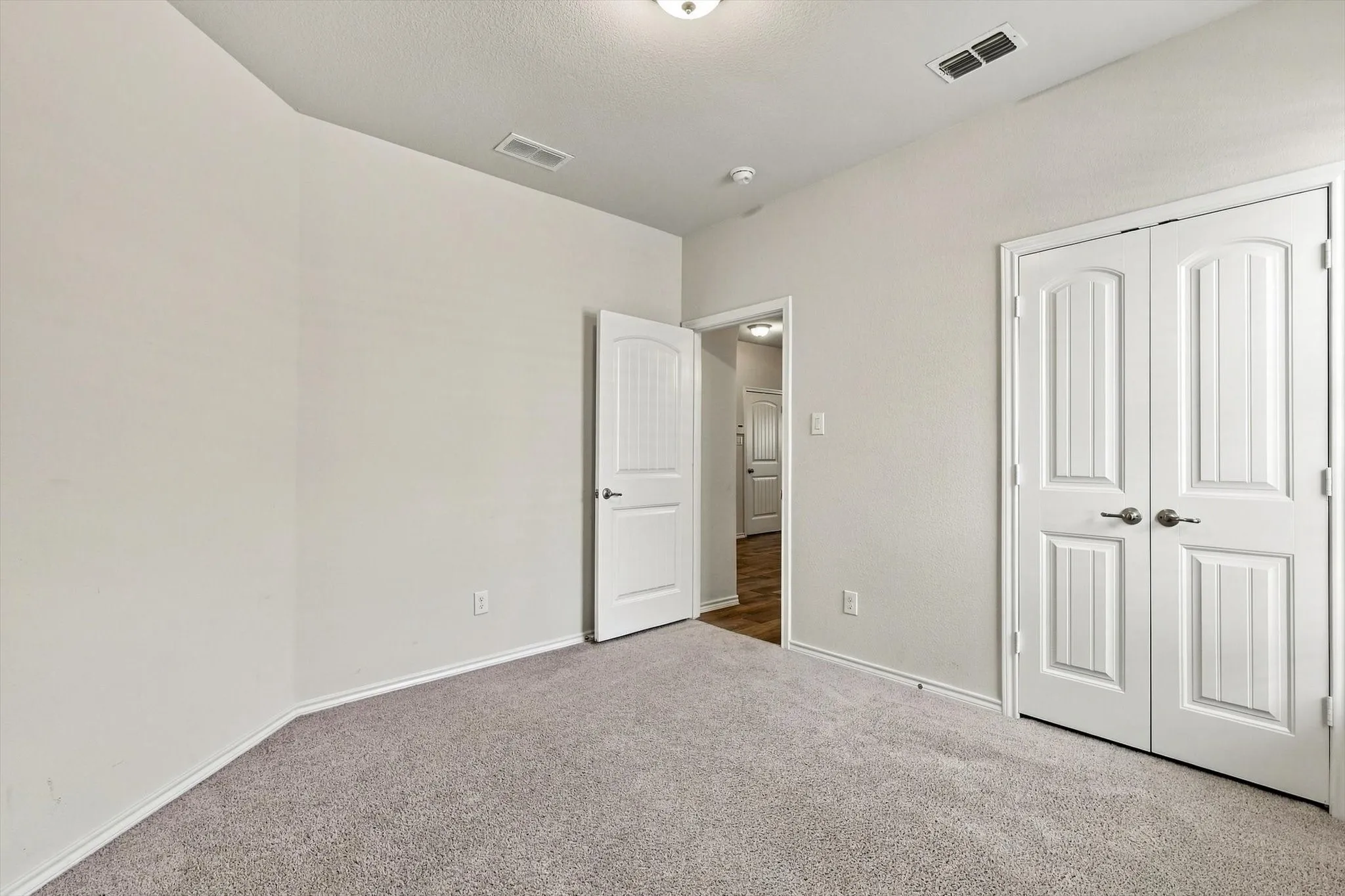 Single Family Residence For Rent in Denton County , 1813 Turnstone Trail, Argyle, Texas 76226, 3 Bedroom, 2 Bathroom, 2 Garage spaces, 1,878 Sqft, built in 2018, mls#21395496, Real Estate Agent in Argyle, Homes For Rent in Denton county, Homes For Rent in Argyle, Realtor in Argyle Texas, Real Estate Brokerage Independent Realty Texas, Luminita Cordes Realtor