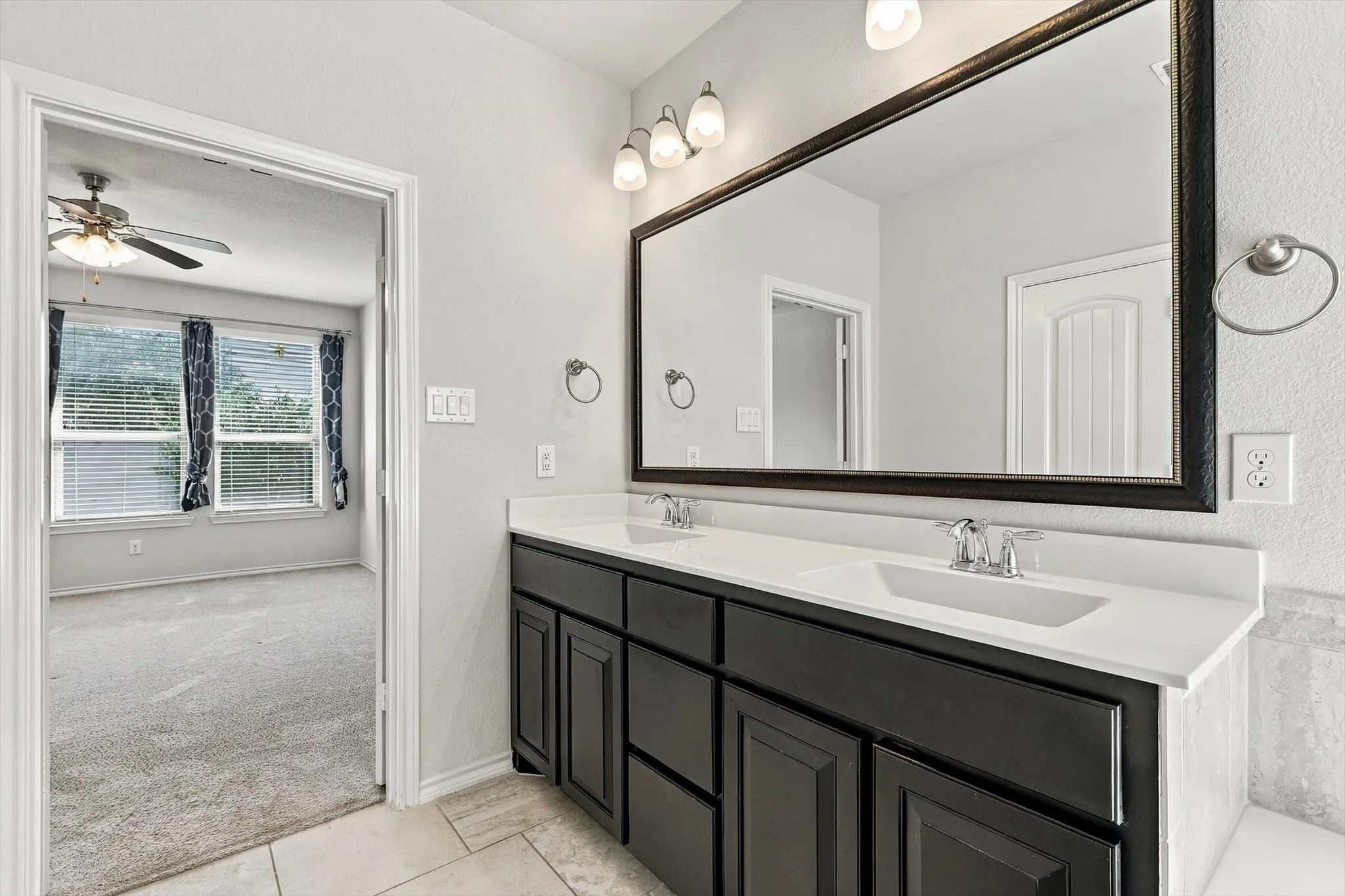 Single Family Residence For Rent in Denton County , 1813 Turnstone Trail, Argyle, Texas 76226, 3 Bedroom, 2 Bathroom, 2 Garage spaces, 1,878 Sqft, built in 2018, mls#21395496, Real Estate Agent in Argyle, Homes For Rent in Denton county, Homes For Rent in Argyle, Realtor in Argyle Texas, Real Estate Brokerage Independent Realty Texas, Luminita Cordes Realtor