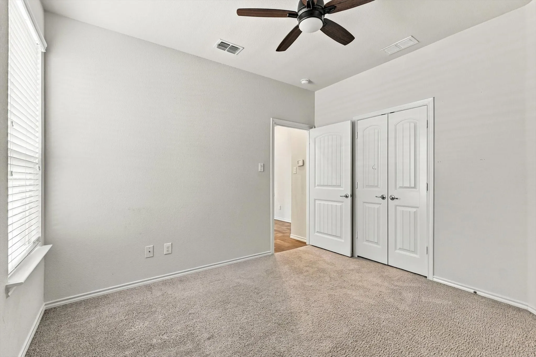 Single Family Residence For Rent in Denton County , 1813 Turnstone Trail, Argyle, Texas 76226, 3 Bedroom, 2 Bathroom, 2 Garage spaces, 1,878 Sqft, built in 2018, mls#21395496, Real Estate Agent in Argyle, Homes For Rent in Denton county, Homes For Rent in Argyle, Realtor in Argyle Texas, Real Estate Brokerage Independent Realty Texas, Luminita Cordes Realtor