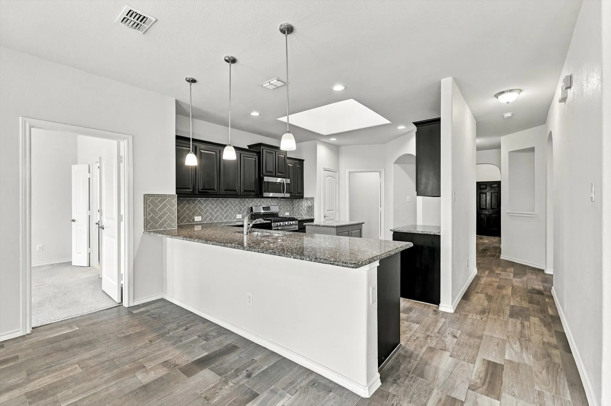 Single Family Residence For Rent in Denton County , 1813 Turnstone Trail, Argyle, Texas 76226, 3 Bedroom, 2 Bathroom, 2 Garage spaces, 1,878 Sqft, built in 2018, mls#21395496, Real Estate Agent in Argyle, Homes For Rent in Denton county, Homes For Rent in Argyle, Realtor in Argyle Texas, Real Estate Brokerage Independent Realty Texas, Luminita Cordes Realtor