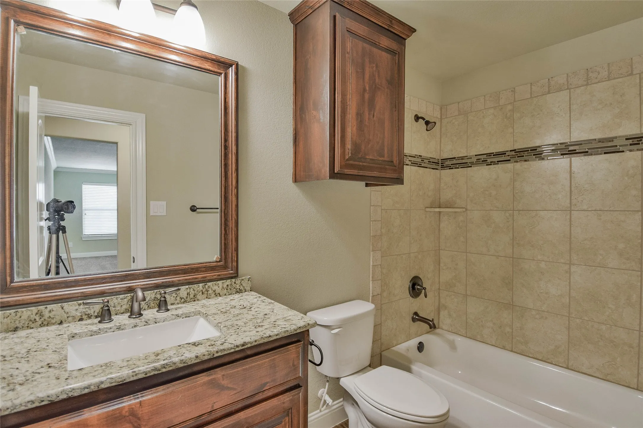 Single Family Residence For Rent in Hood County , 3100 White Horse Court, Granbury, Texas 76049, 4 Bedroom, 3 Bathroom, 2 Garage spaces, 2,573 Sqft, built in 2017, mls#21395769, Real Estate Agent in Granbury, Homes For Rent in Hood county, Homes For Rent in Granbury, Realtor in Granbury Texas, Real Estate Brokerage Independent Realty Texas, Luminita Cordes Realtor