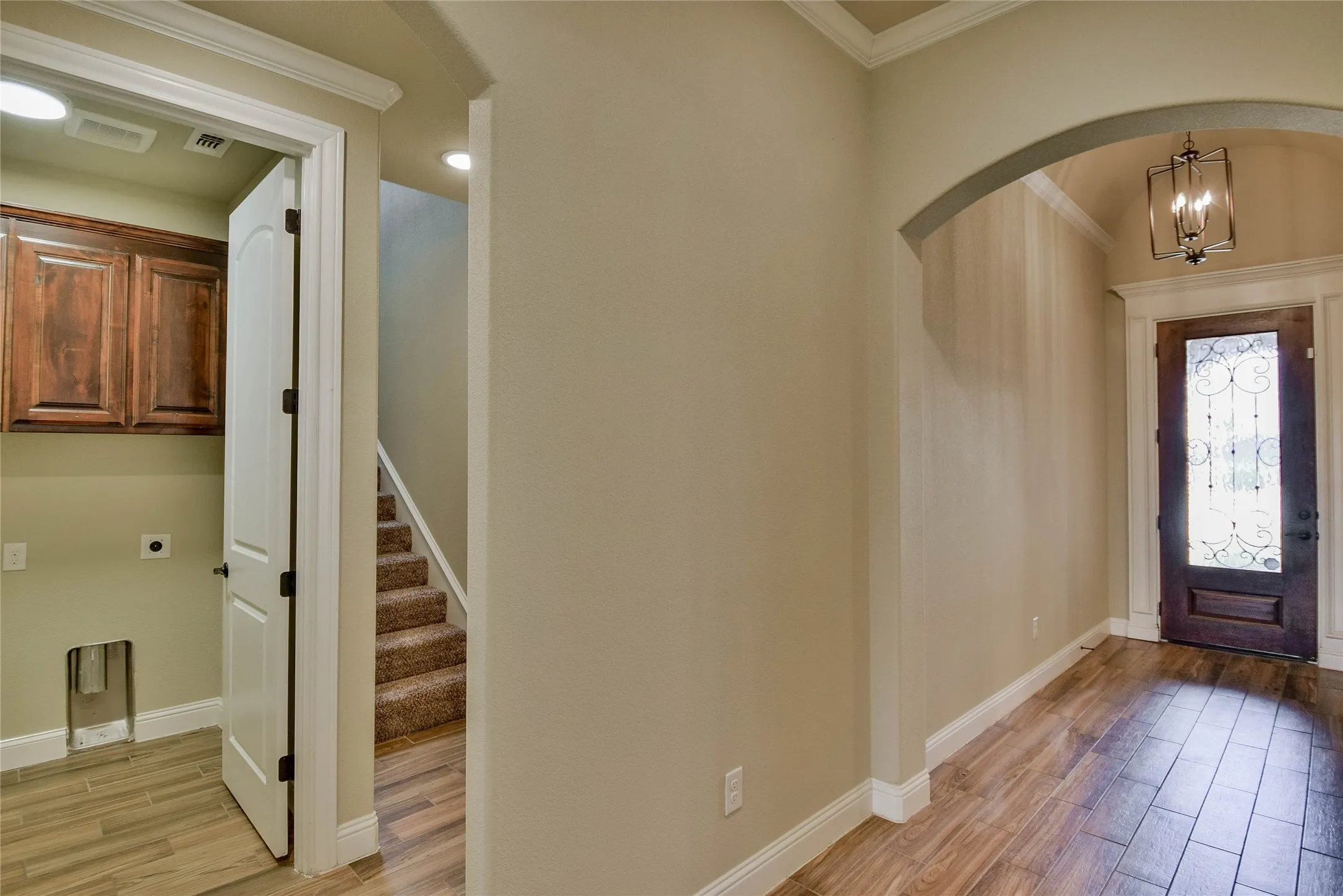 Single Family Residence For Rent in Hood County , 3100 White Horse Court, Granbury, Texas 76049, 4 Bedroom, 3 Bathroom, 2 Garage spaces, 2,573 Sqft, built in 2017, mls#21395769, Real Estate Agent in Granbury, Homes For Rent in Hood county, Homes For Rent in Granbury, Realtor in Granbury Texas, Real Estate Brokerage Independent Realty Texas, Luminita Cordes Realtor