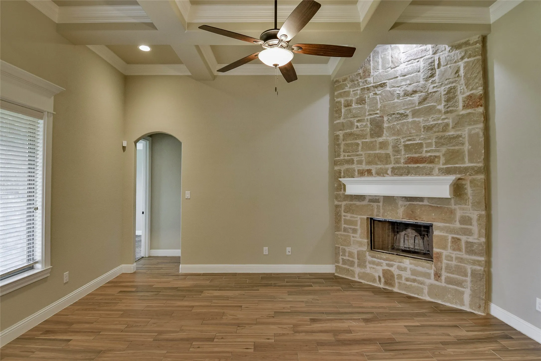 Single Family Residence For Rent in Hood County , 3100 White Horse Court, Granbury, Texas 76049, 4 Bedroom, 3 Bathroom, 2 Garage spaces, 2,573 Sqft, built in 2017, mls#21395769, Real Estate Agent in Granbury, Homes For Rent in Hood county, Homes For Rent in Granbury, Realtor in Granbury Texas, Real Estate Brokerage Independent Realty Texas, Luminita Cordes Realtor