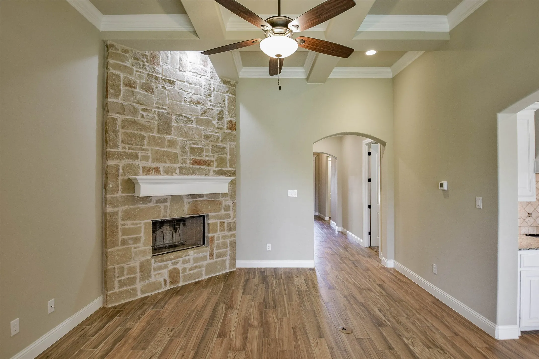 Single Family Residence For Rent in Hood County , 3100 White Horse Court, Granbury, Texas 76049, 4 Bedroom, 3 Bathroom, 2 Garage spaces, 2,573 Sqft, built in 2017, mls#21395769, Real Estate Agent in Granbury, Homes For Rent in Hood county, Homes For Rent in Granbury, Realtor in Granbury Texas, Real Estate Brokerage Independent Realty Texas, Luminita Cordes Realtor