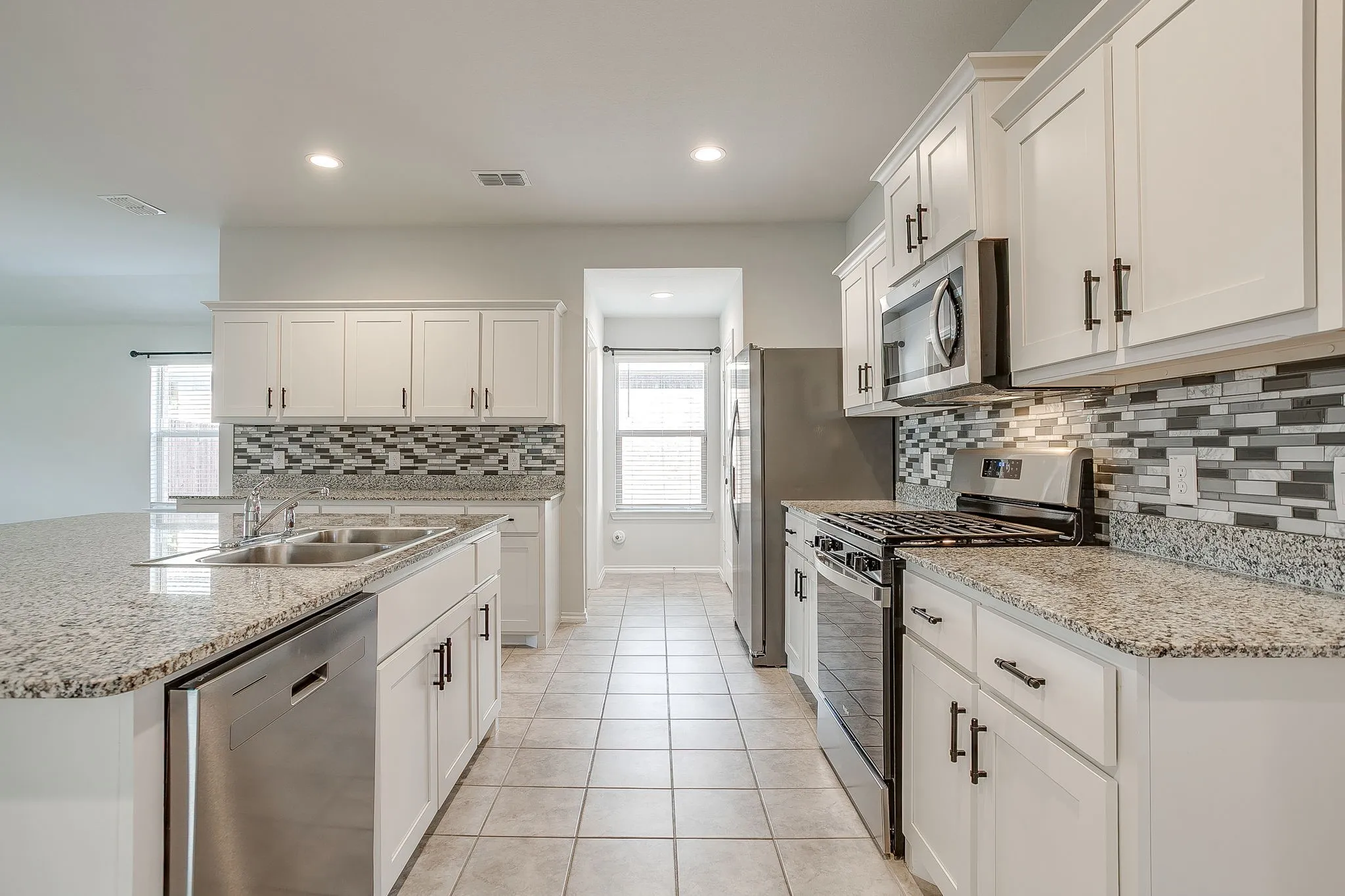 Single Family Residence For Sale in Denton County , 625 Basteen Lane, Justin, Texas 76247, 4 Bedroom, 2 Bathroom, 2 Garage spaces, 2,085 Sqft, built in 2023, mls#21391891, Real Estate Agent in Justin, Homes For Sale in Denton county, Homes For Sale in Justin, Realtor in Justin Texas, Real Estate Brokerage Independent Realty Texas, Luminita Cordes Realtor