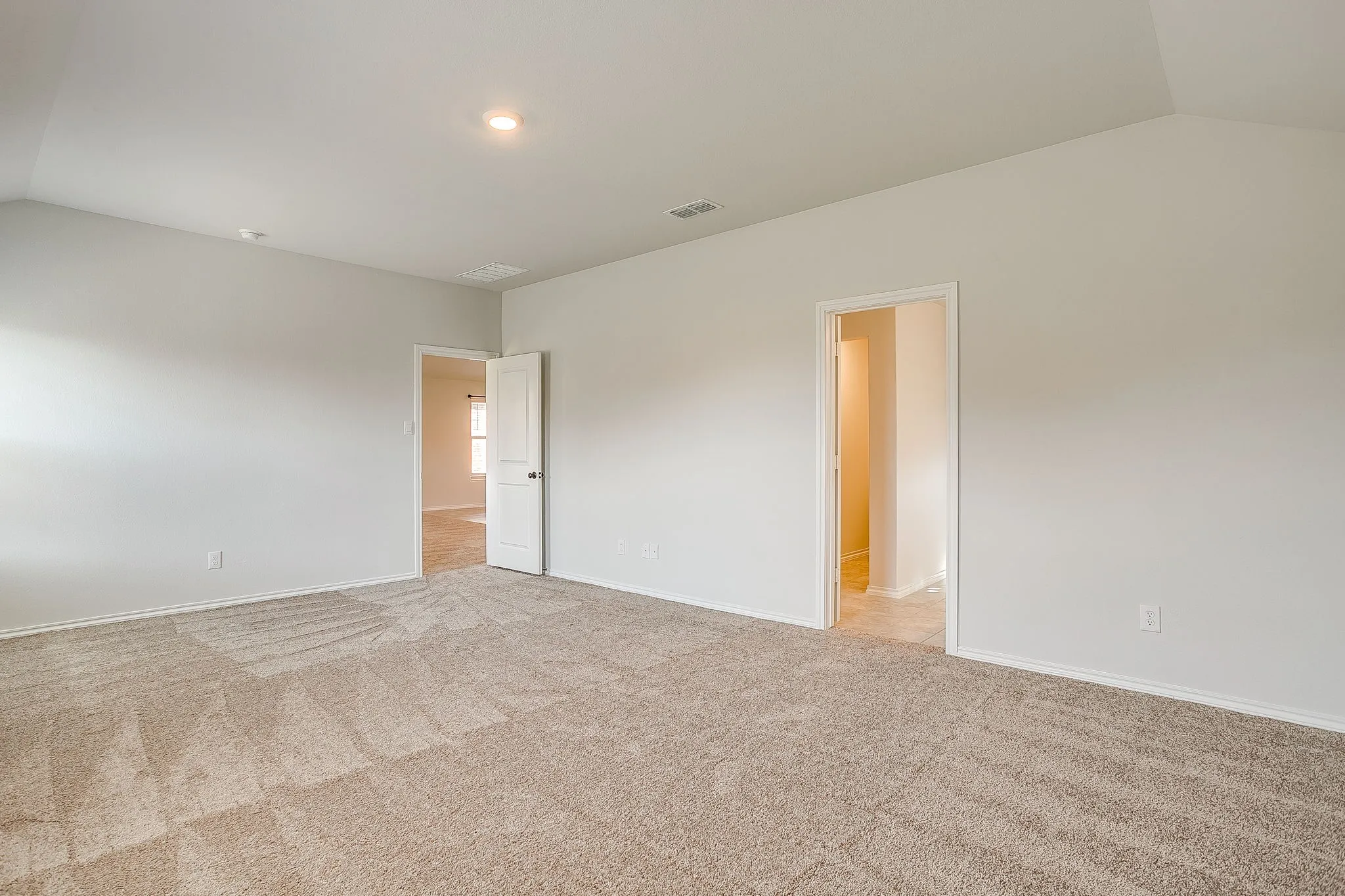 Single Family Residence For Sale in Denton County , 625 Basteen Lane, Justin, Texas 76247, 4 Bedroom, 2 Bathroom, 2 Garage spaces, 2,085 Sqft, built in 2023, mls#21391891, Real Estate Agent in Justin, Homes For Sale in Denton county, Homes For Sale in Justin, Realtor in Justin Texas, Real Estate Brokerage Independent Realty Texas, Luminita Cordes Realtor