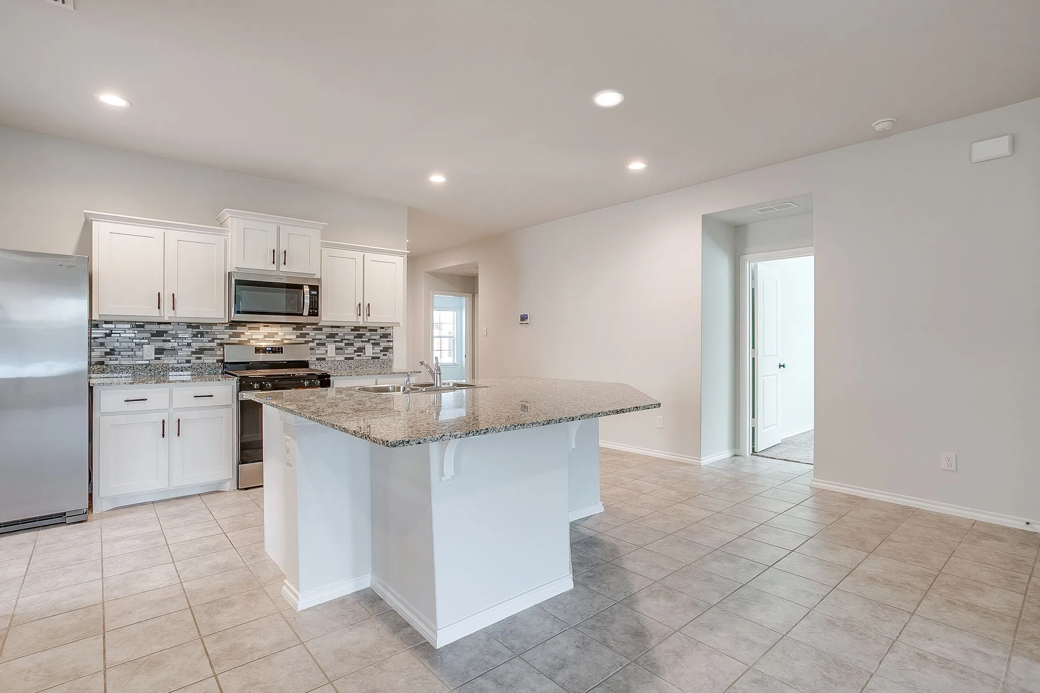Single Family Residence For Sale in Denton County , 625 Basteen Lane, Justin, Texas 76247, 4 Bedroom, 2 Bathroom, 2 Garage spaces, 2,085 Sqft, built in 2023, mls#21391891, Real Estate Agent in Justin, Homes For Sale in Denton county, Homes For Sale in Justin, Realtor in Justin Texas, Real Estate Brokerage Independent Realty Texas, Luminita Cordes Realtor