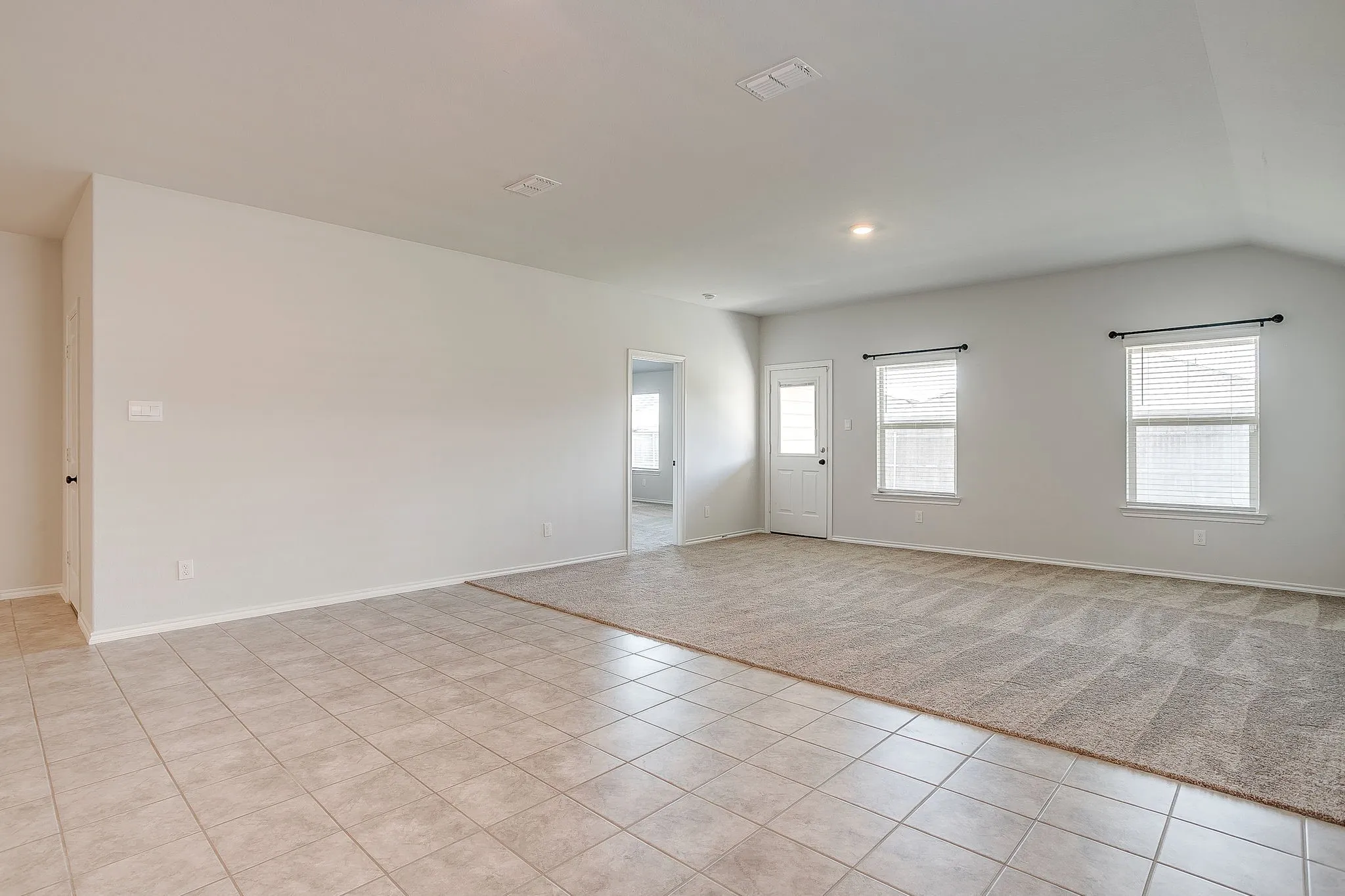 Single Family Residence For Sale in Denton County , 625 Basteen Lane, Justin, Texas 76247, 4 Bedroom, 2 Bathroom, 2 Garage spaces, 2,085 Sqft, built in 2023, mls#21391891, Real Estate Agent in Justin, Homes For Sale in Denton county, Homes For Sale in Justin, Realtor in Justin Texas, Real Estate Brokerage Independent Realty Texas, Luminita Cordes Realtor