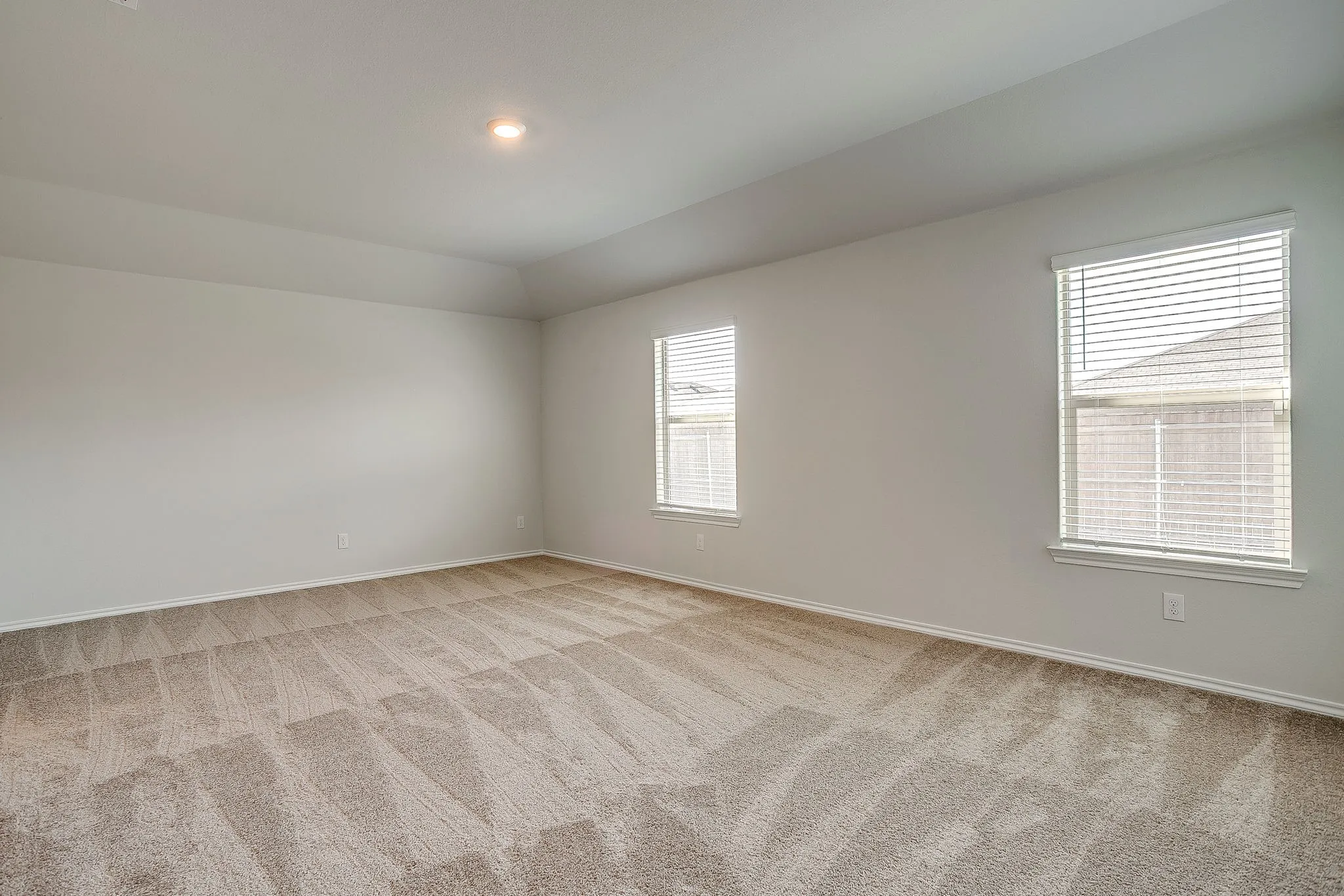 Single Family Residence For Sale in Denton County , 625 Basteen Lane, Justin, Texas 76247, 4 Bedroom, 2 Bathroom, 2 Garage spaces, 2,085 Sqft, built in 2023, mls#21391891, Real Estate Agent in Justin, Homes For Sale in Denton county, Homes For Sale in Justin, Realtor in Justin Texas, Real Estate Brokerage Independent Realty Texas, Luminita Cordes Realtor