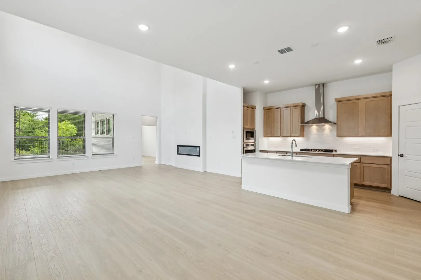 Open Floor Plan in the Da Vinci II home plan by Trophy Signature Homes – REPRESENTATIVE PHOTO