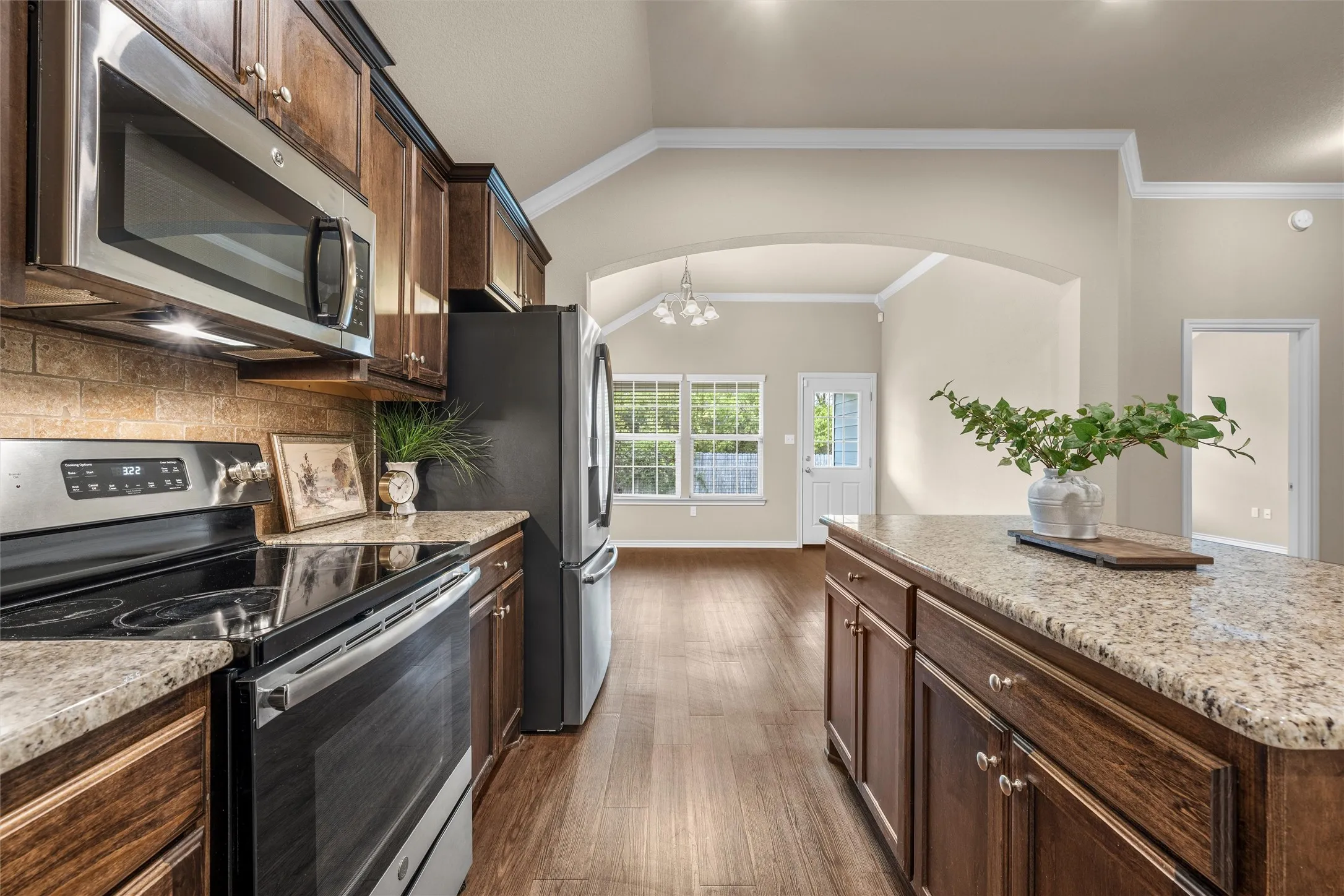 Single Family Residence For Sale in Mc Lennan County , 905 Heston Circle, Robinson, Texas 76706, 3 Bedroom, 2 Bathroom, 2 Garage spaces, 1,657 Sqft, built in 2018, mls#21394725, Real Estate Agent in Robinson, Homes For Sale in Mc Lennan county, Homes For Sale in Robinson, Realtor in Robinson Texas, Real Estate Brokerage Independent Realty Texas, Luminita Cordes Realtor