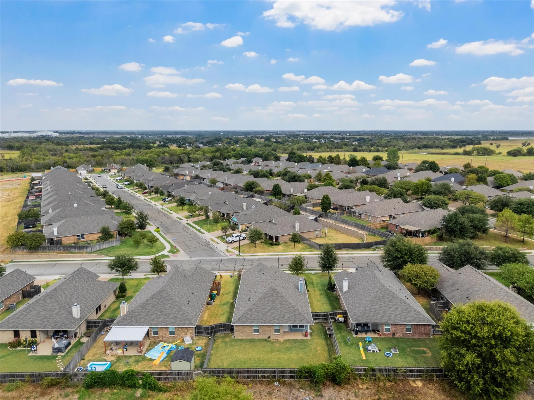 Single Family Residence For Sale in Mc Lennan County , 905 Heston Circle, Robinson, Texas 76706, 3 Bedroom, 2 Bathroom, 2 Garage spaces, 1,657 Sqft, built in 2018, mls#21394725, Real Estate Agent in Robinson, Homes For Sale in Mc Lennan county, Homes For Sale in Robinson, Realtor in Robinson Texas, Real Estate Brokerage Independent Realty Texas, Luminita Cordes Realtor