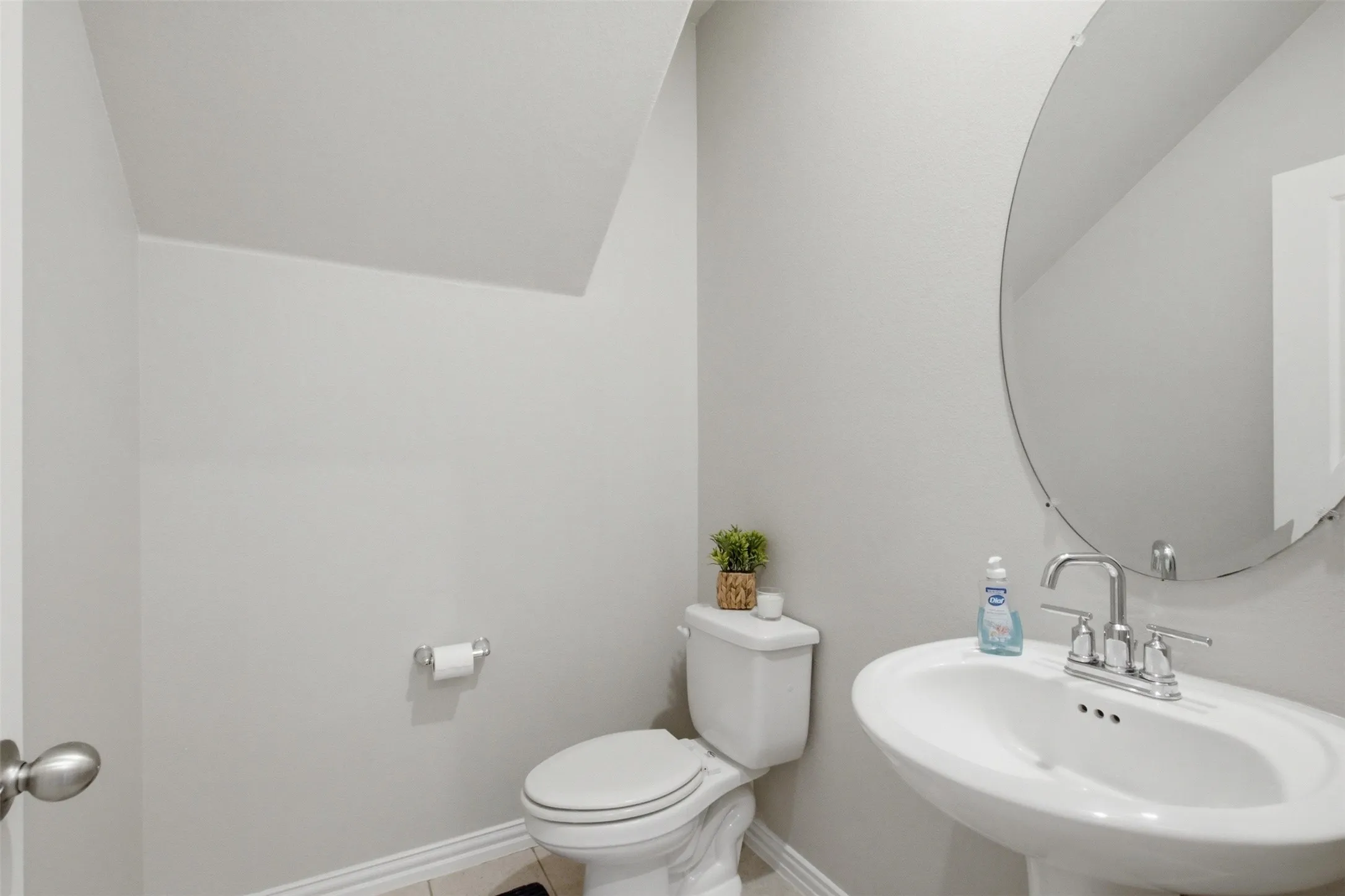 Half bath downstairs
