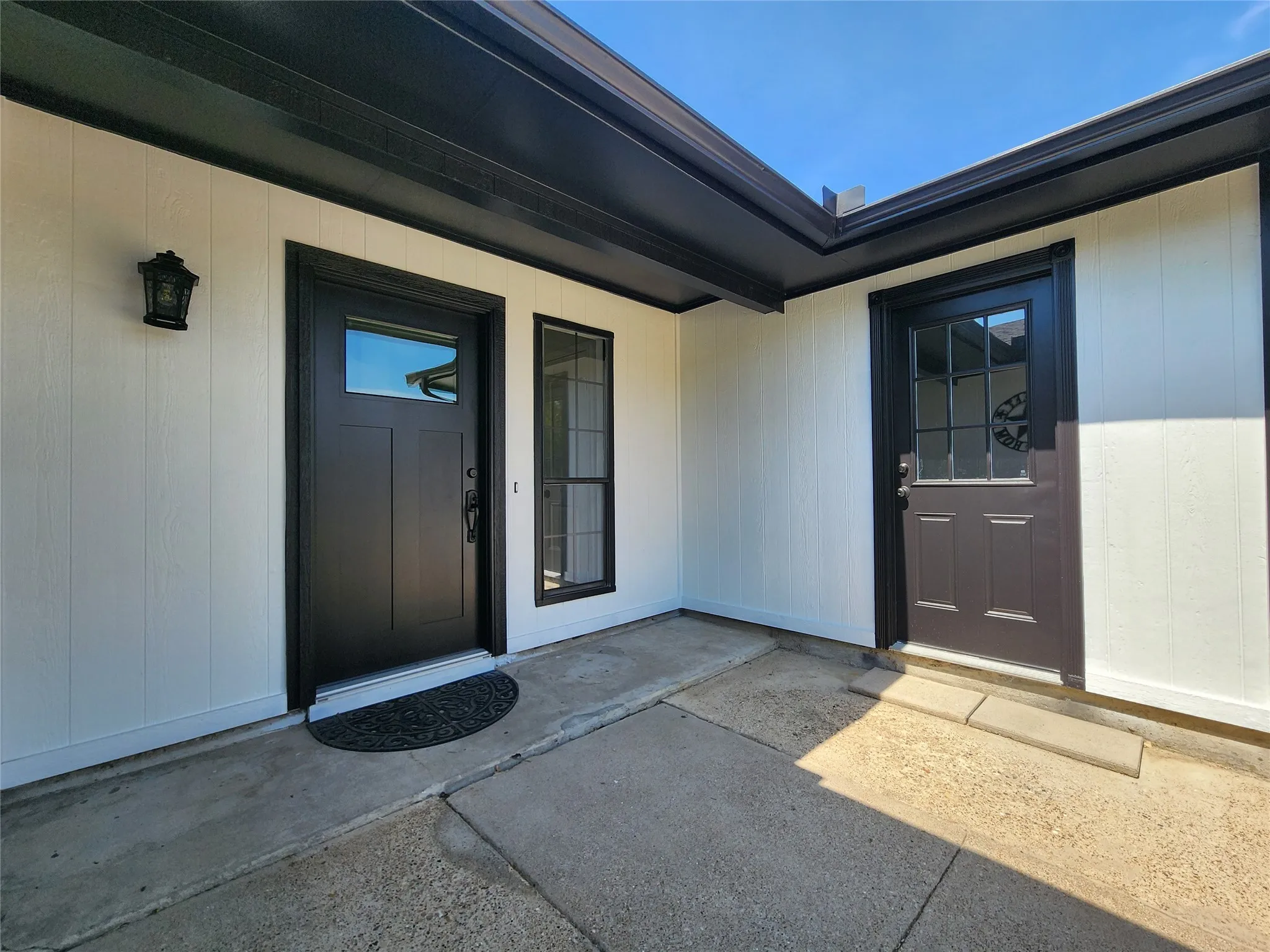 Single Family Residence For Sale in Tarrant County , 5300 Queenlily Court, Arlington, Texas 76018, 3 Bedroom, 2 Bathroom, Garage spaces, 1,893 Sqft, built in 1980, mls#21395703, Real Estate Agent in Arlington, Homes For Sale in Tarrant county, Homes For Sale in Arlington, Realtor in Arlington Texas, Real Estate Brokerage Independent Realty Texas, Luminita Cordes Realtor