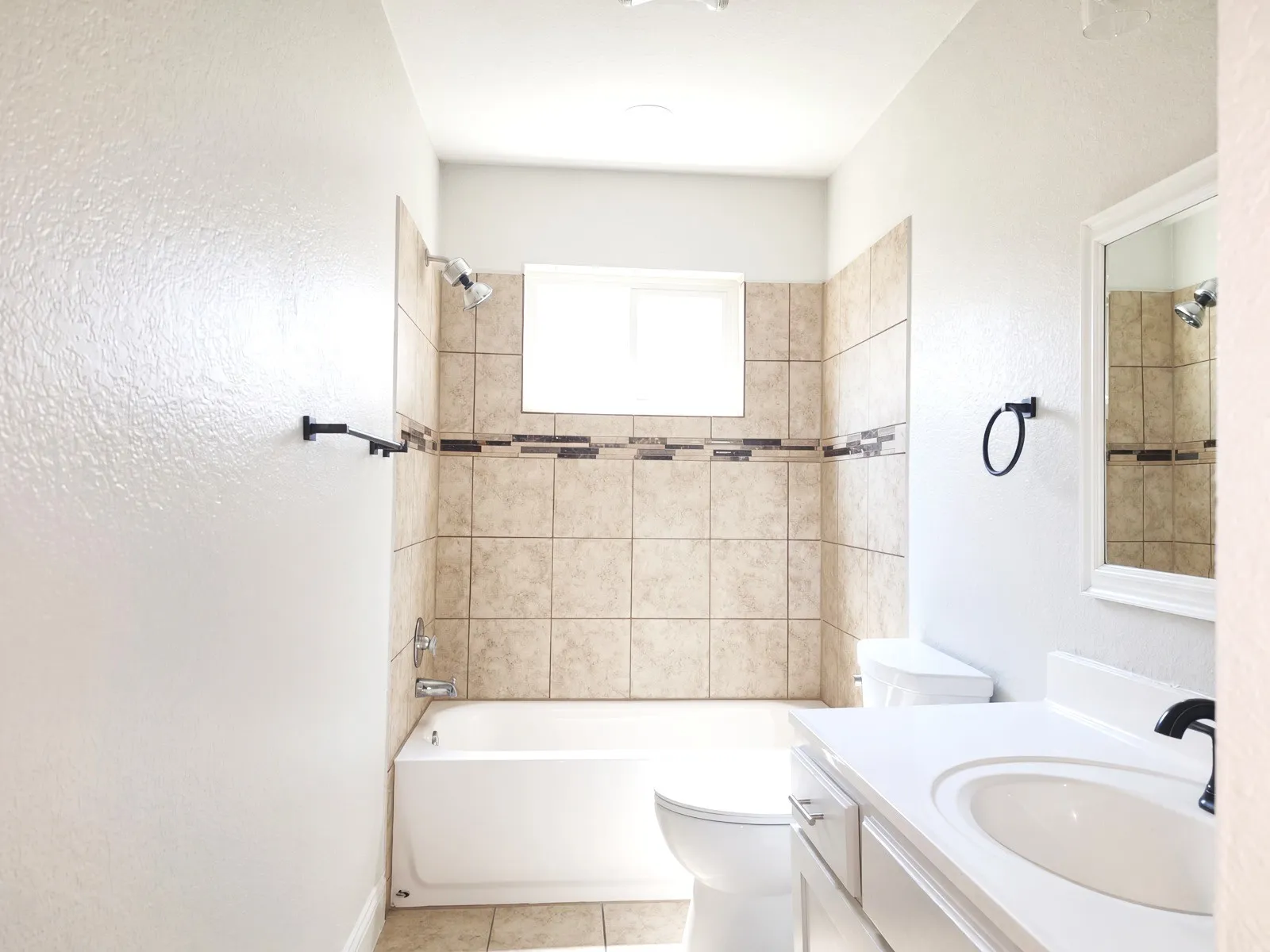 Single Family Residence For Sale in Tarrant County , 5300 Queenlily Court, Arlington, Texas 76018, 3 Bedroom, 2 Bathroom, Garage spaces, 1,893 Sqft, built in 1980, mls#21395703, Real Estate Agent in Arlington, Homes For Sale in Tarrant county, Homes For Sale in Arlington, Realtor in Arlington Texas, Real Estate Brokerage Independent Realty Texas, Luminita Cordes Realtor