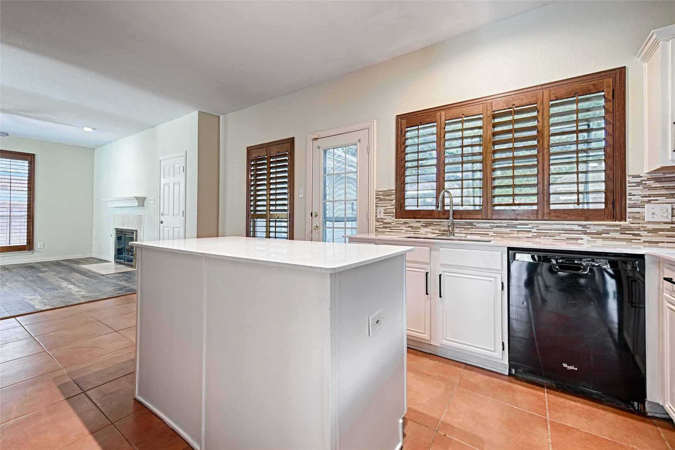 Single Family Residence For Sale in Collin County , 2325 Havard Oak Drive, Plano, Texas 75074, 4 Bedroom, 3 Bathroom, 2 Garage spaces, 2,178 Sqft, built in 1994, mls#21393631, Real Estate Agent in Plano, Homes For Sale in Collin county, Homes For Sale in Plano, Realtor in Plano Texas, Real Estate Brokerage Independent Realty Texas, Luminita Cordes Realtor