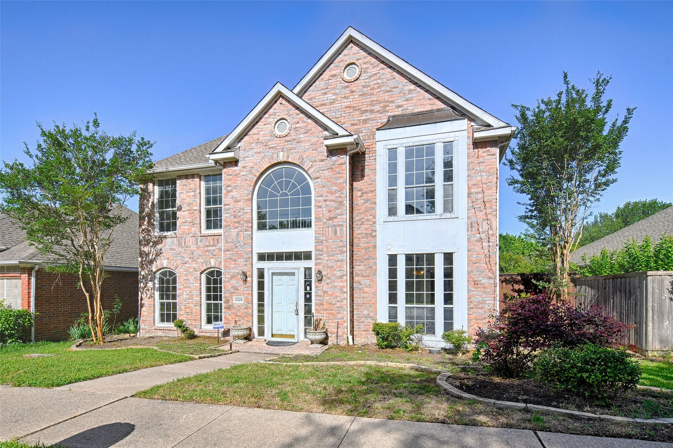 Single Family Residence For Sale