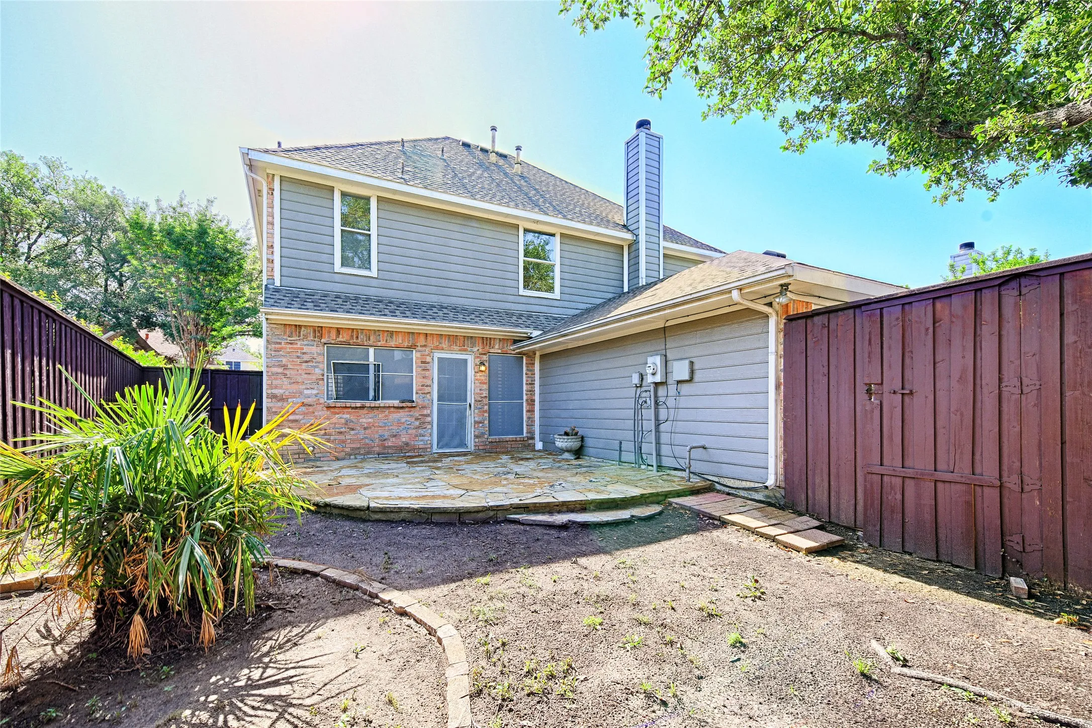 Single Family Residence For Sale in Collin County , 2325 Havard Oak Drive, Plano, Texas 75074, 4 Bedroom, 3 Bathroom, 2 Garage spaces, 2,178 Sqft, built in 1994, mls#21393631, Real Estate Agent in Plano, Homes For Sale in Collin county, Homes For Sale in Plano, Realtor in Plano Texas, Real Estate Brokerage Independent Realty Texas, Luminita Cordes Realtor