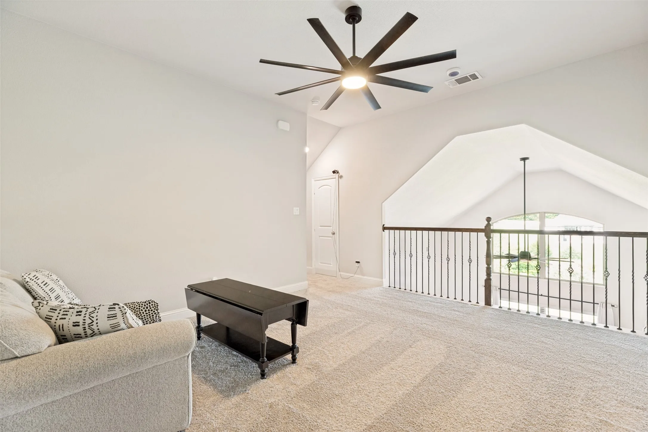 Single Family Residence For Sale in Collin County , 108 Fallen Oak Drive, Mc Kinney, Texas 75071, 4 Bedroom, 3 Bathroom, 3 Garage spaces, 2,772 Sqft, built in 2019, mls#21395462, Real Estate Agent in Mc Kinney, Homes For Sale in Collin county, Homes For Sale in Mc Kinney, Realtor in Mc Kinney Texas, Real Estate Brokerage Independent Realty Texas, Luminita Cordes Realtor