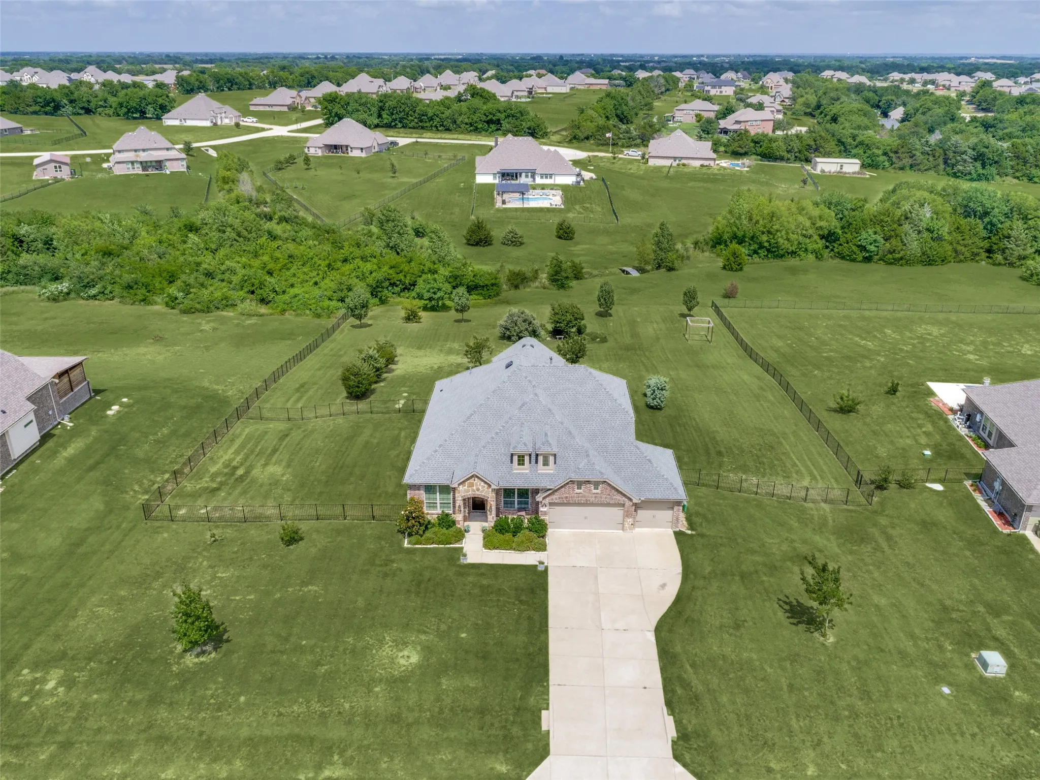 Single Family Residence For Sale in Collin County , 108 Fallen Oak Drive, Mc Kinney, Texas 75071, 4 Bedroom, 3 Bathroom, 3 Garage spaces, 2,772 Sqft, built in 2019, mls#21395462, Real Estate Agent in Mc Kinney, Homes For Sale in Collin county, Homes For Sale in Mc Kinney, Realtor in Mc Kinney Texas, Real Estate Brokerage Independent Realty Texas, Luminita Cordes Realtor