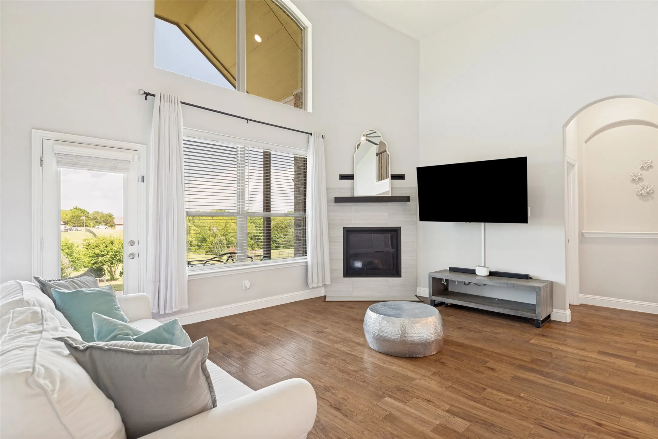 Single Family Residence For Sale in Collin County , 108 Fallen Oak Drive, Mc Kinney, Texas 75071, 4 Bedroom, 3 Bathroom, 3 Garage spaces, 2,772 Sqft, built in 2019, mls#21395462, Real Estate Agent in Mc Kinney, Homes For Sale in Collin county, Homes For Sale in Mc Kinney, Realtor in Mc Kinney Texas, Real Estate Brokerage Independent Realty Texas, Luminita Cordes Realtor