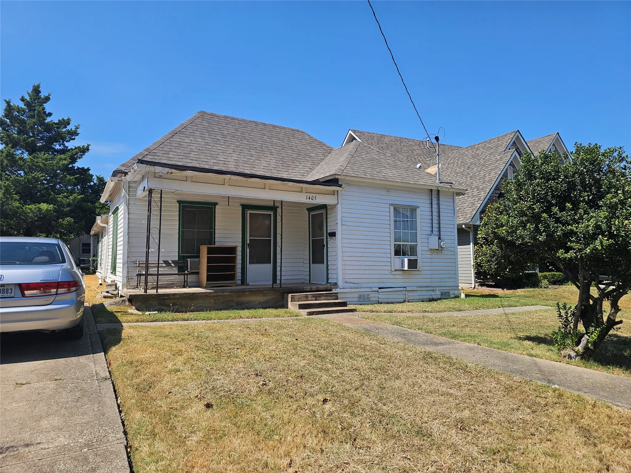 Single Family Residence For Sale