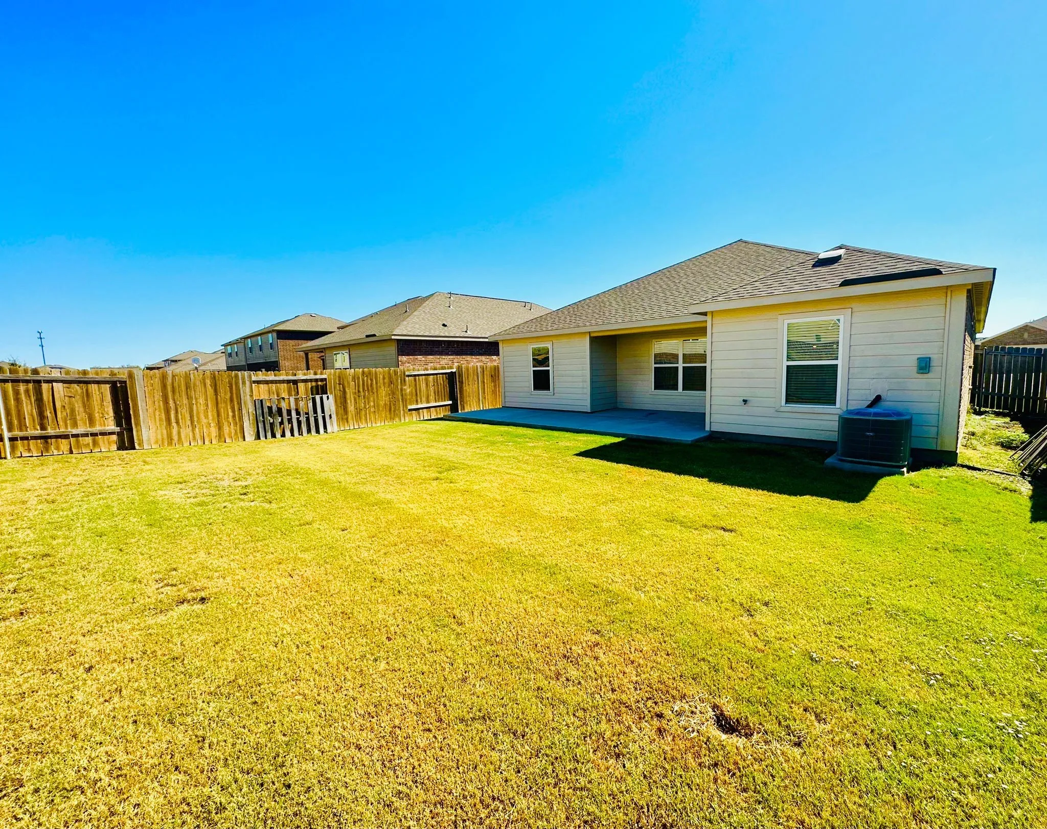 Single Family Residence For Rent in Collin County , 129 Lamont Road, Anna, Texas 75409, 4 Bedroom, 2 Bathroom, 2 Garage spaces, 1,656 Sqft, built in 2018, mls#21395780, Real Estate Agent in Anna, Homes For Rent in Collin county, Homes For Rent in Anna, Realtor in Anna Texas, Real Estate Brokerage Independent Realty Texas, Luminita Cordes Realtor