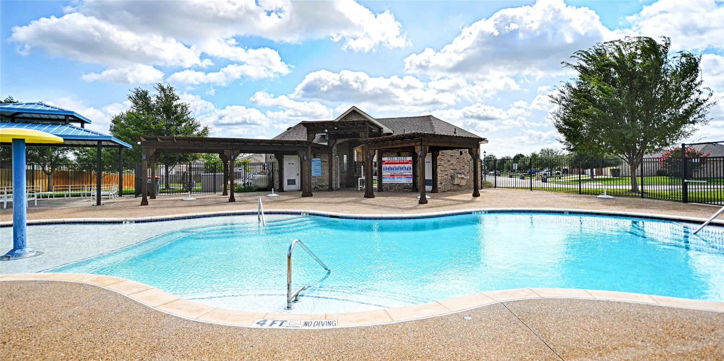 Single Family Residence For Rent in Collin County , 129 Lamont Road, Anna, Texas 75409, 4 Bedroom, 2 Bathroom, 2 Garage spaces, 1,656 Sqft, built in 2018, mls#21395780, Real Estate Agent in Anna, Homes For Rent in Collin county, Homes For Rent in Anna, Realtor in Anna Texas, Real Estate Brokerage Independent Realty Texas, Luminita Cordes Realtor