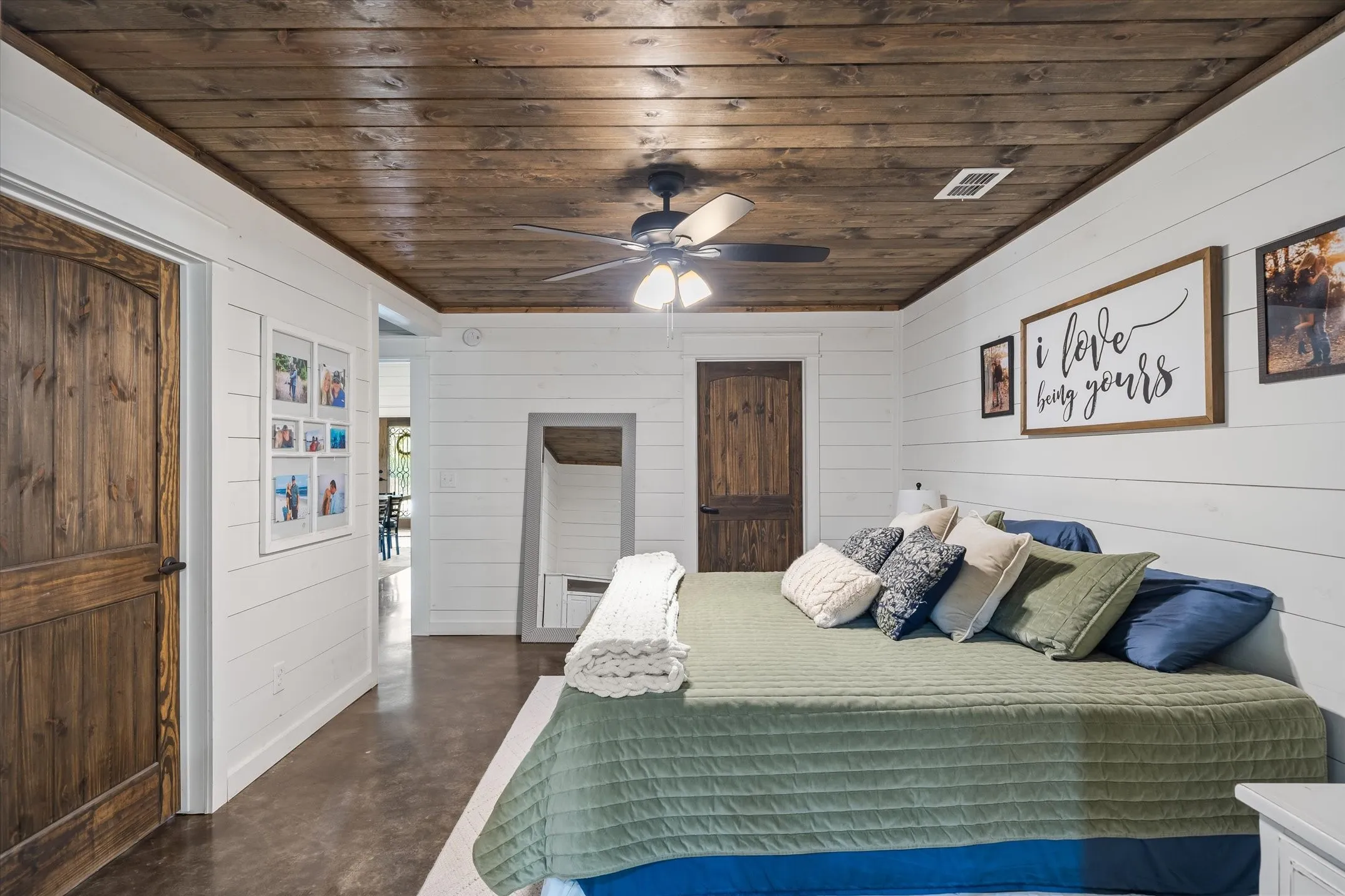 Private primary bedroom