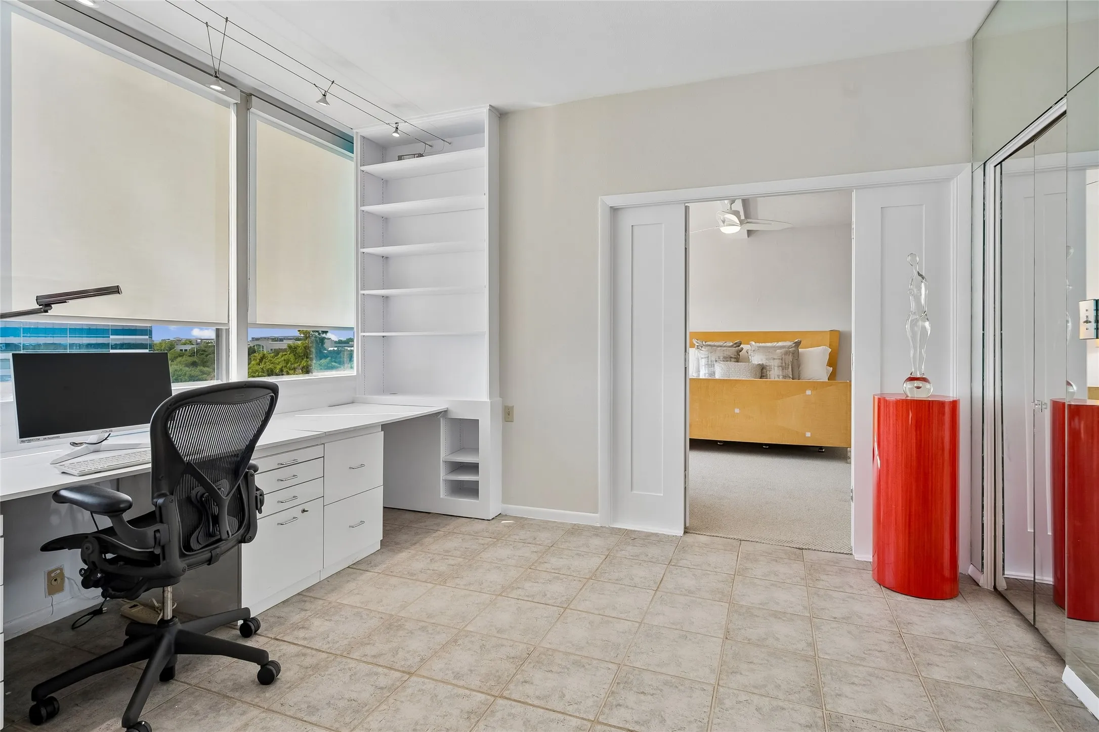 Condominium For Sale in Dallas County , 5200 Keller Springs Road 730, Dallas, Texas 75248, 2 Bedroom, 2 Bathroom, 1 Garage spaces, 2,105 Sqft, built in 1981, mls#21391868, Real Estate Agent in Dallas, Homes For Sale in Dallas county, Homes For Sale in Dallas, Realtor in Dallas Texas, Real Estate Brokerage Independent Realty Texas, Luminita Cordes Realtor
