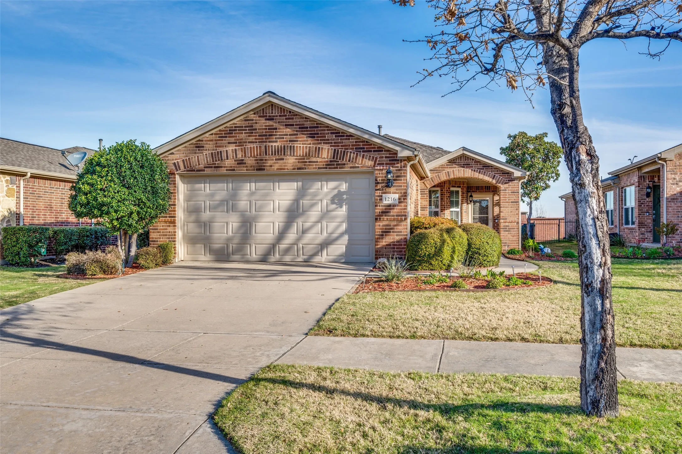 Single Family Residence For Sale in Denton County , 1216 Troon Drive, Frisco, Texas 75036, 2 Bedroom, 2 Bathroom, 2 Garage spaces, 1,467 Sqft, built in 2010, mls#21393651, Real Estate Agent in Frisco, Homes For Sale in Denton county, Homes For Sale in Frisco, Realtor in Frisco Texas, Real Estate Brokerage Independent Realty Texas, Luminita Cordes Realtor