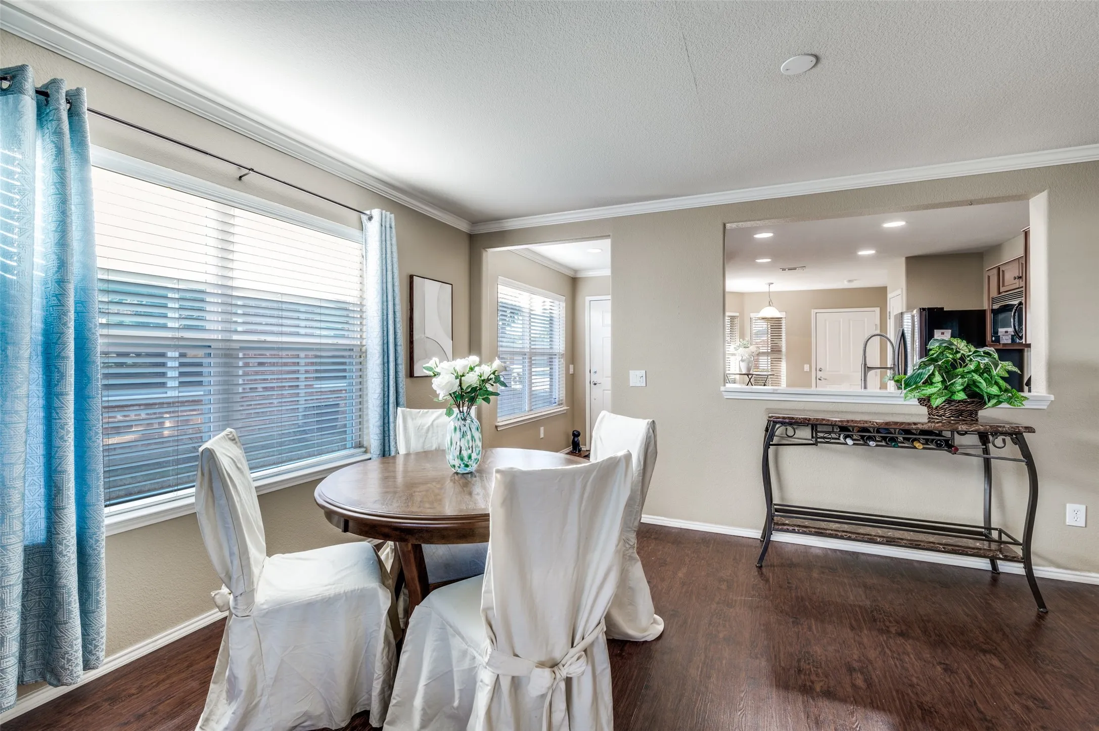 Single Family Residence For Sale in Denton County , 1216 Troon Drive, Frisco, Texas 75036, 2 Bedroom, 2 Bathroom, 2 Garage spaces, 1,467 Sqft, built in 2010, mls#21393651, Real Estate Agent in Frisco, Homes For Sale in Denton county, Homes For Sale in Frisco, Realtor in Frisco Texas, Real Estate Brokerage Independent Realty Texas, Luminita Cordes Realtor