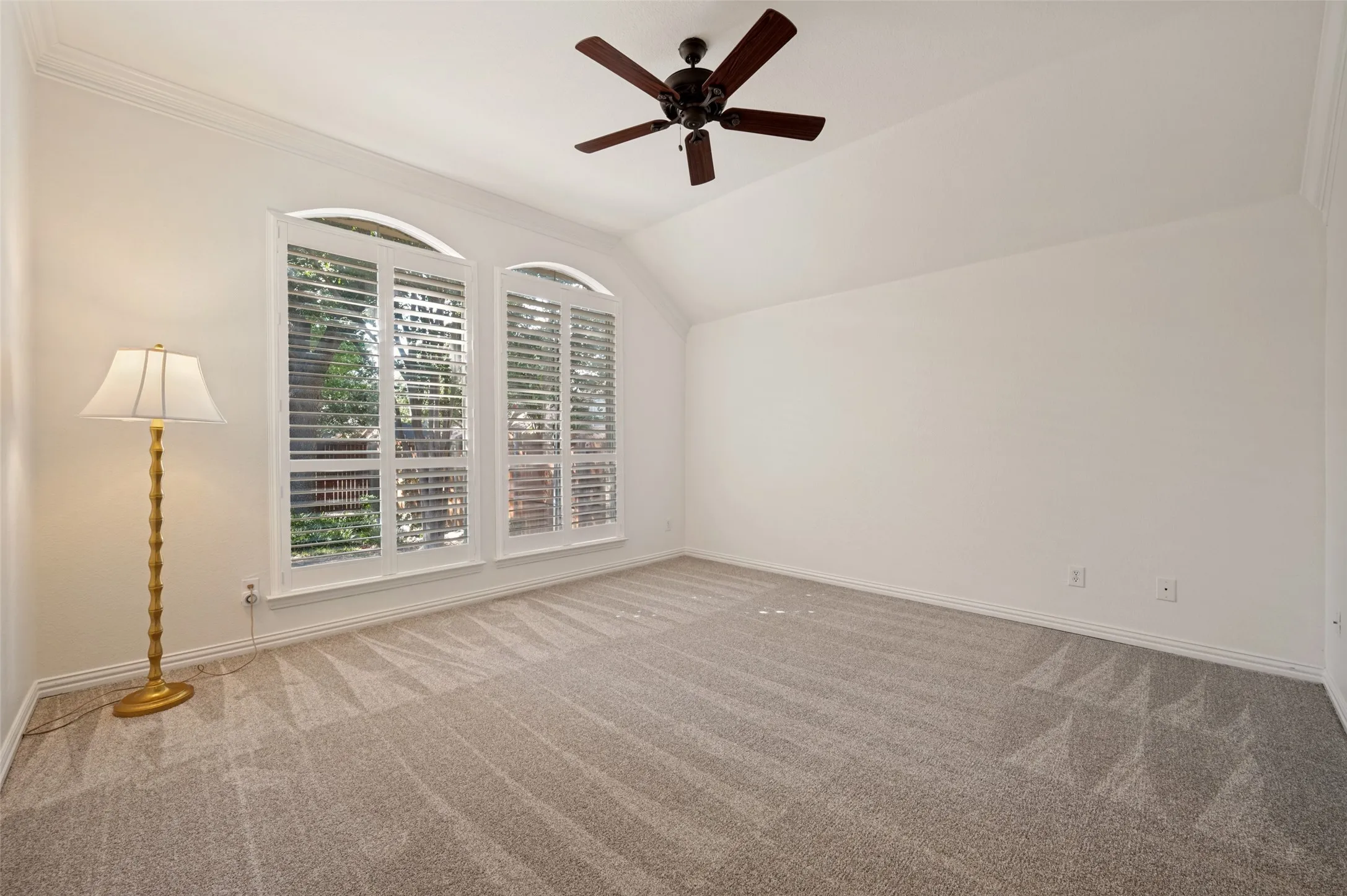 Single Family Residence For Sale in Collin County , 2512 Pheasant Run Drive, Mc Kinney, Texas 75072, 3 Bedroom, 2 Bathroom, 2 Garage spaces, 2,370 Sqft, built in 1997, mls#21393427, Real Estate Agent in Mc Kinney, Homes For Sale in Collin county, Homes For Sale in Mc Kinney, Realtor in Mc Kinney Texas, Real Estate Brokerage Independent Realty Texas, Luminita Cordes Realtor