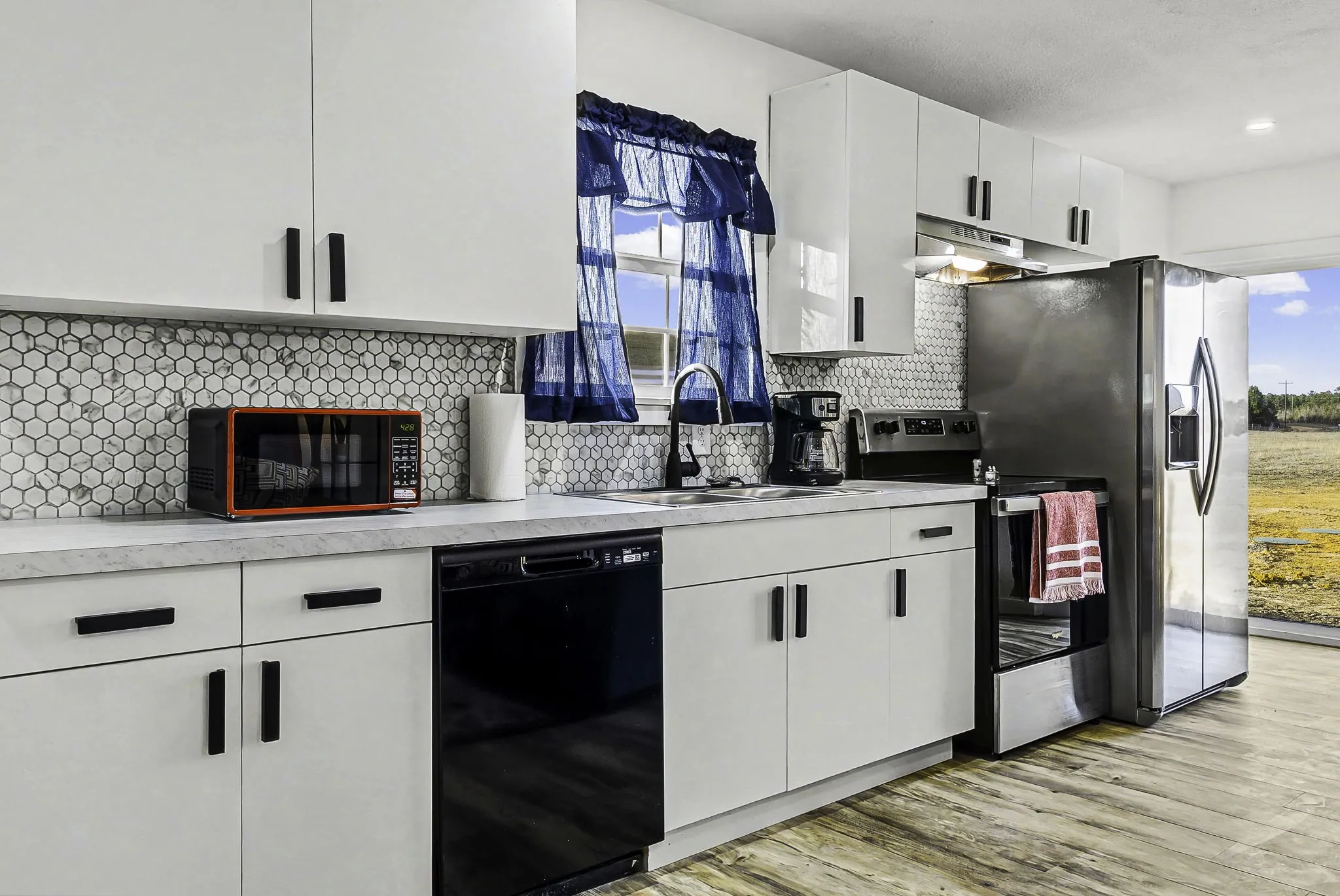 For Sale in Polk County , 158 Nursery Road, Livingston, Texas 77351, 5 Bedroom, 5 Bathroom, Garage spaces, 3,500 Sqft, built in 2024, mls#21393186, Real Estate Agent in Livingston, Homes For Sale in Polk county, Homes For Sale in Livingston, Realtor in Livingston Texas, Real Estate Brokerage Independent Realty Texas, Luminita Cordes Realtor