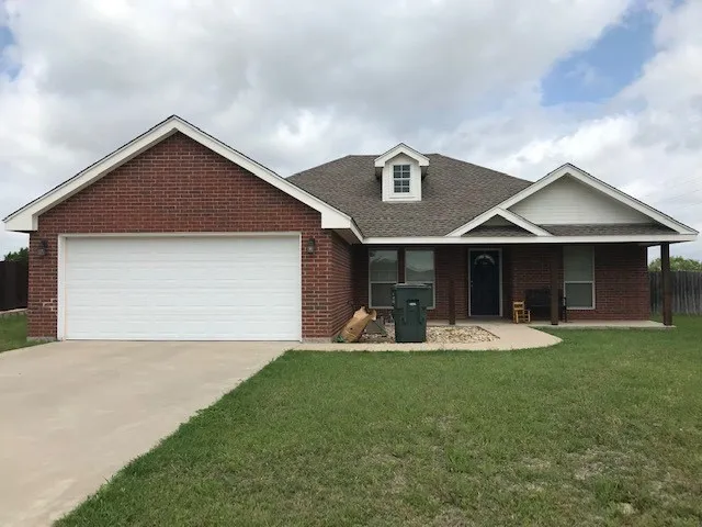 Single Family Residence For Rent in Taylor County , 1202 Lewis And Clark Trail, Abilene, Texas 79602, 3 Bedroom, 2 Bathroom, 2 Garage spaces, 1,496 Sqft, built in 2007, mls#21395792, Real Estate Agent in Abilene, Homes For Rent in Taylor county, Homes For Rent in Abilene, Realtor in Abilene Texas, Real Estate Brokerage Independent Realty Texas, Luminita Cordes Realtor