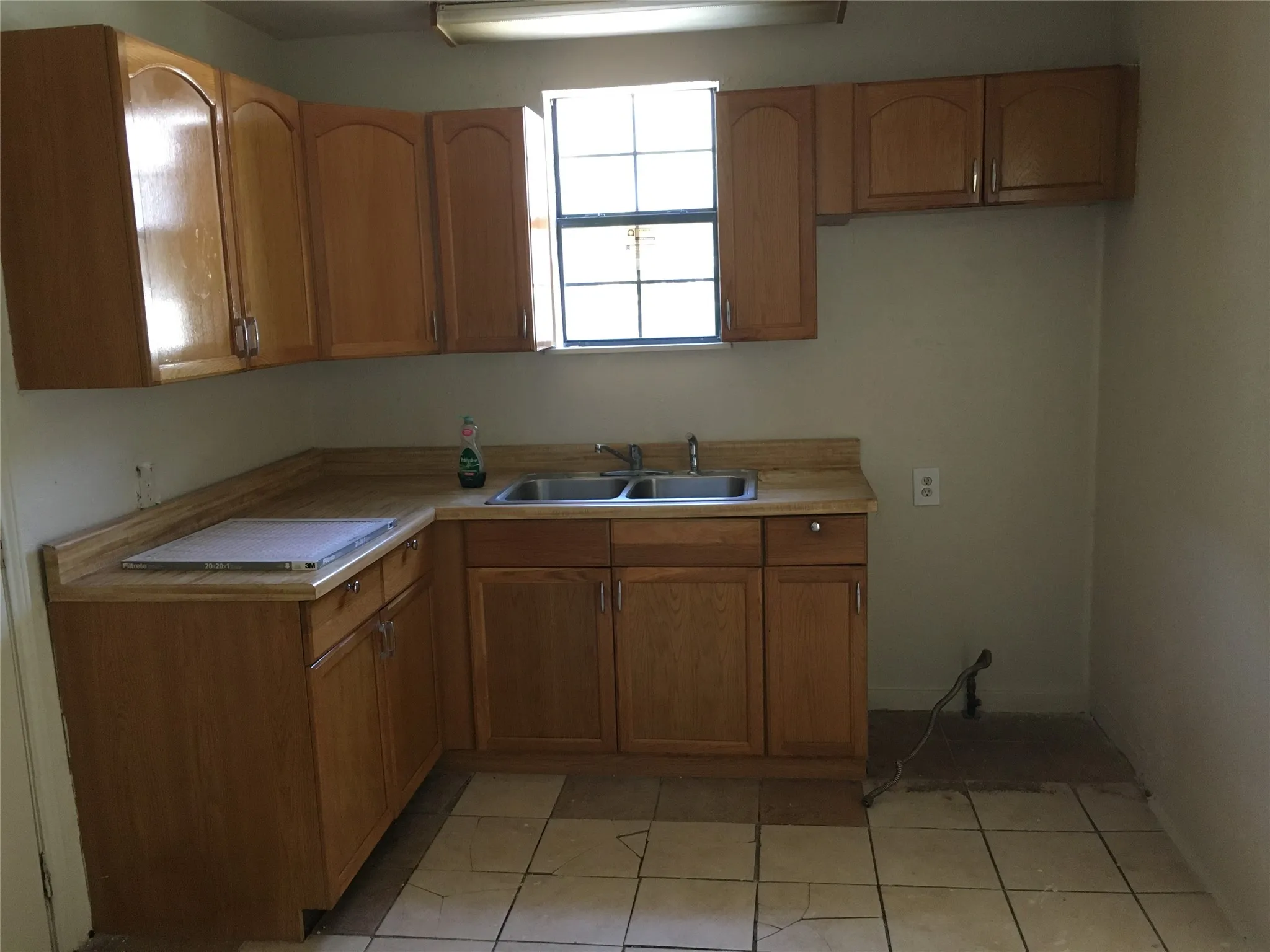 Single Family Residence For Sale in Dallas County , 4623 Spring Garden Road, Dallas, Texas 75215, 3 Bedroom, 1 Bathroom, Garage spaces, 1,072 Sqft, built in 1928, mls#21395796, Real Estate Agent in Dallas, Homes For Sale in Dallas county, Homes For Sale in Dallas, Realtor in Dallas Texas, Real Estate Brokerage Independent Realty Texas, Luminita Cordes Realtor