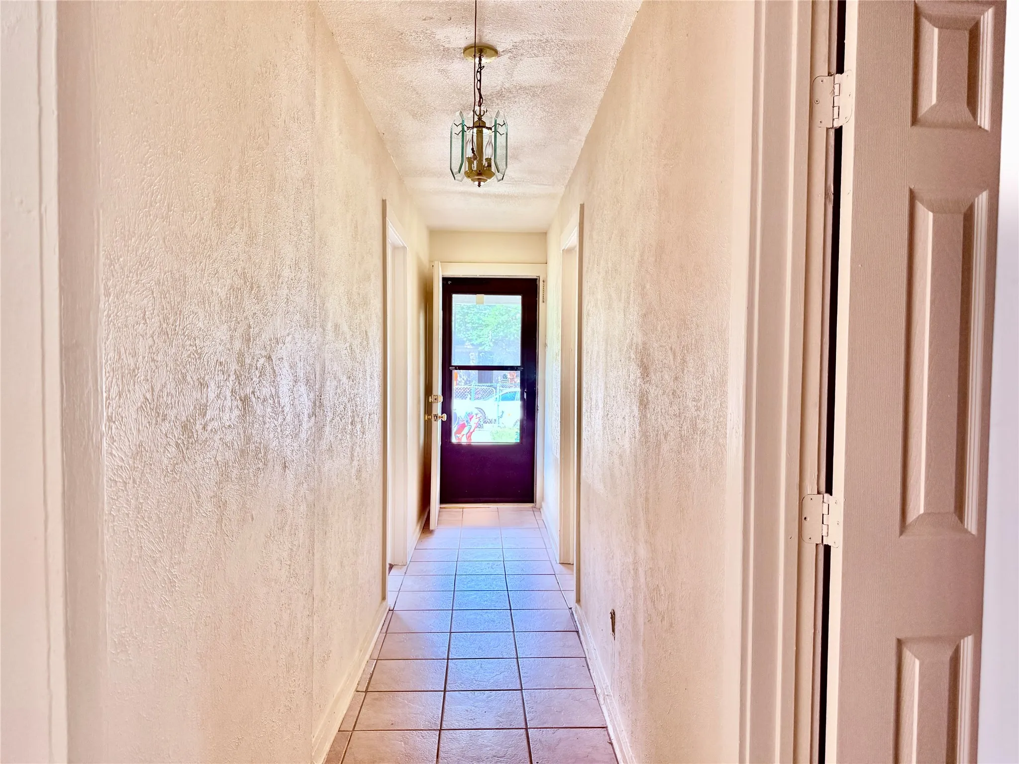 Single Family Residence For Sale in Dallas County , 4623 Spring Garden Road, Dallas, Texas 75215, 3 Bedroom, 1 Bathroom, Garage spaces, 1,072 Sqft, built in 1928, mls#21395796, Real Estate Agent in Dallas, Homes For Sale in Dallas county, Homes For Sale in Dallas, Realtor in Dallas Texas, Real Estate Brokerage Independent Realty Texas, Luminita Cordes Realtor