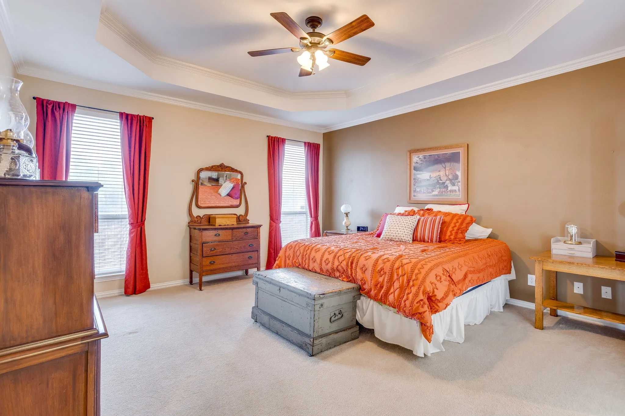 Single Family Residence For Sale in Johnson County , 427 Shenandoah Drive, Burleson, Texas 76028, 4 Bedroom, 3 Bathroom, 2 Garage spaces, 2,550 Sqft, built in 2001, mls#21392957, Real Estate Agent in Burleson, Homes For Sale in Johnson county, Homes For Sale in Burleson, Realtor in Burleson Texas, Real Estate Brokerage Independent Realty Texas, Luminita Cordes Realtor
