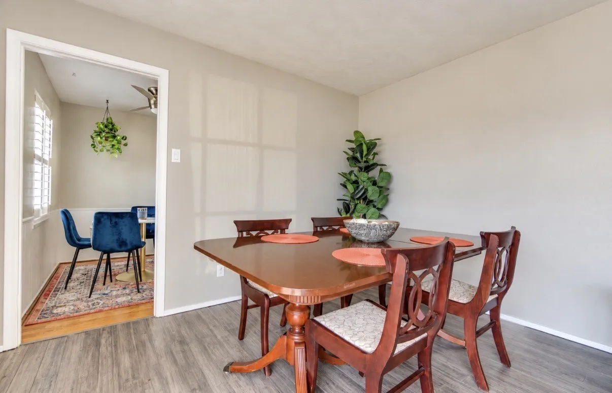 Single Family Residence For Sale in Dallas County , 10425 Church Road, Dallas, Texas 75238, 3 Bedroom, 2 Bathroom, 2 Garage spaces, 1,724 Sqft, built in 1964, mls#21395799, Real Estate Agent in Dallas, Homes For Sale in Dallas county, Homes For Sale in Dallas, Realtor in Dallas Texas, Real Estate Brokerage Independent Realty Texas, Luminita Cordes Realtor
