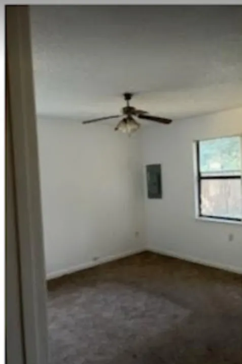 Single Family Residence For Sale in Kaufman County , 605 S Ann Street, Terrell, Texas 75160, 2 Bedroom, 1 Bathroom, 2 Garage spaces, 800 Sqft, built in 1989, mls#21395083, Real Estate Agent in Terrell, Homes For Sale in Kaufman county, Homes For Sale in Terrell, Realtor in Terrell Texas, Real Estate Brokerage Independent Realty Texas, Luminita Cordes Realtor