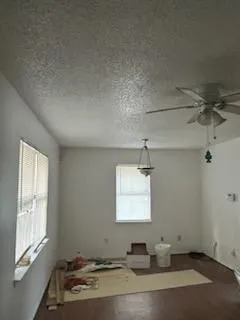 Single Family Residence For Sale in Kaufman County , 605 S Ann Street, Terrell, Texas 75160, 2 Bedroom, 1 Bathroom, 2 Garage spaces, 800 Sqft, built in 1989, mls#21395083, Real Estate Agent in Terrell, Homes For Sale in Kaufman county, Homes For Sale in Terrell, Realtor in Terrell Texas, Real Estate Brokerage Independent Realty Texas, Luminita Cordes Realtor
