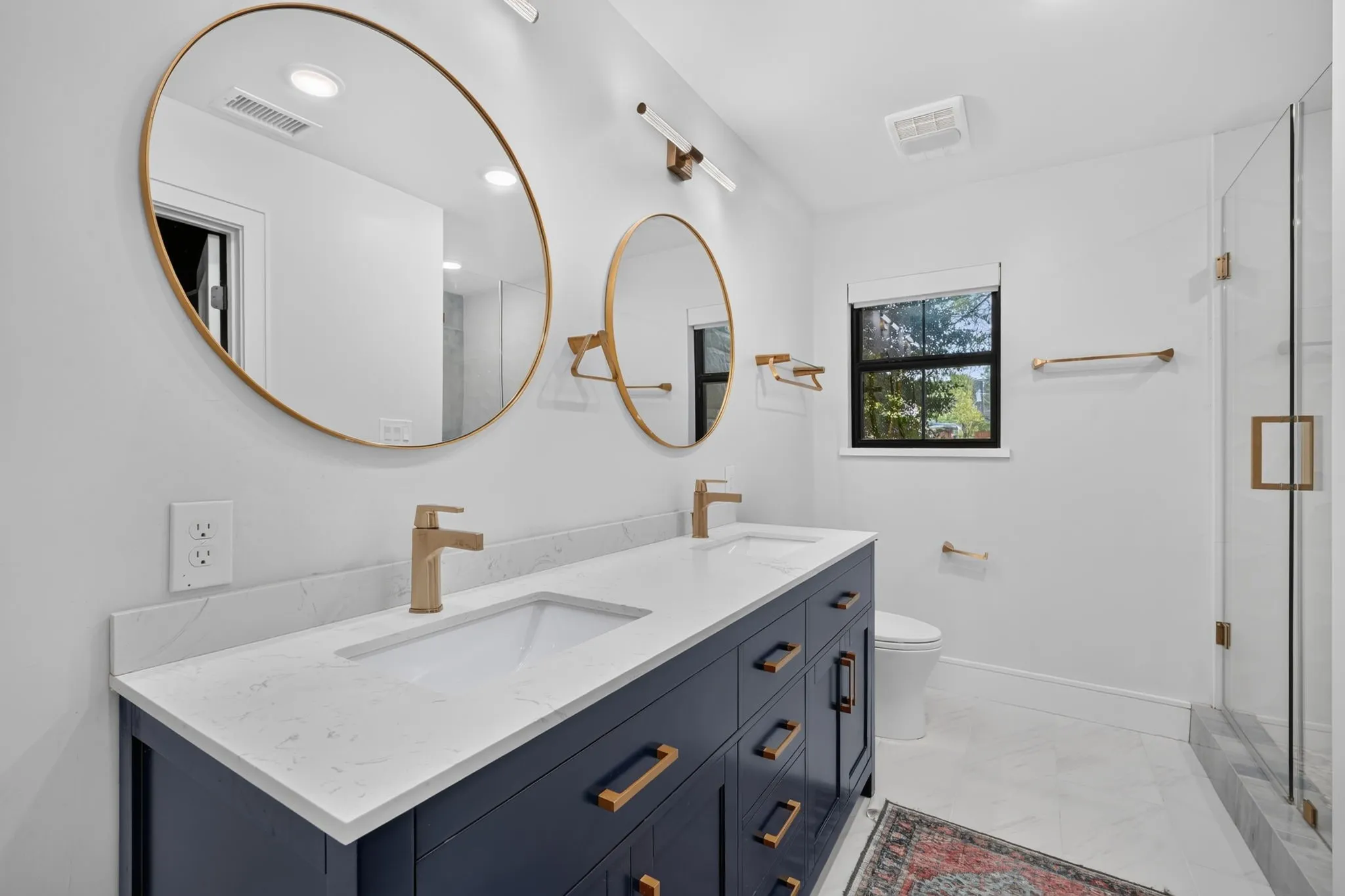 Single Family Residence For Sale in Dallas County , 3911 Highgrove Drive, Dallas, Texas 75220, 4 Bedroom, 3 Bathroom, 2 Garage spaces, 2,106 Sqft, built in 1951, mls#21395714, Real Estate Agent in Dallas, Homes For Sale in Dallas county, Homes For Sale in Dallas, Realtor in Dallas Texas, Real Estate Brokerage Independent Realty Texas, Luminita Cordes Realtor