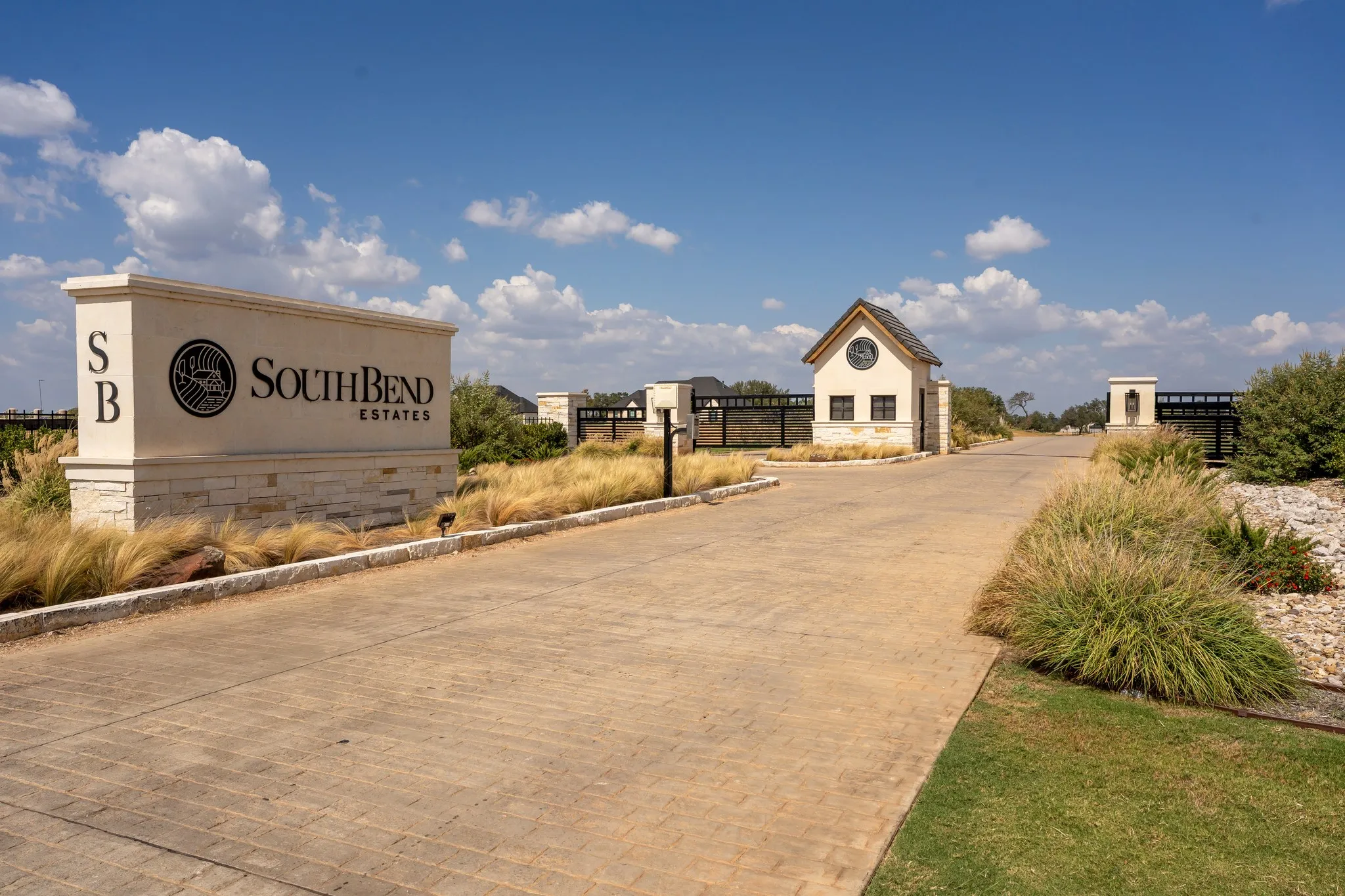 Unimproved Land For Sale in Hood County , 2001 Southern Rise Court, Granbury, Texas 76049, 0, 0, Garage spaces, 0 Sqft, built in 0, mls#21389265, Real Estate Agent in Granbury, Homes For Sale in Hood county, Homes For Sale in Granbury, Realtor in Granbury Texas, Real Estate Brokerage Independent Realty Texas, Luminita Cordes Realtor