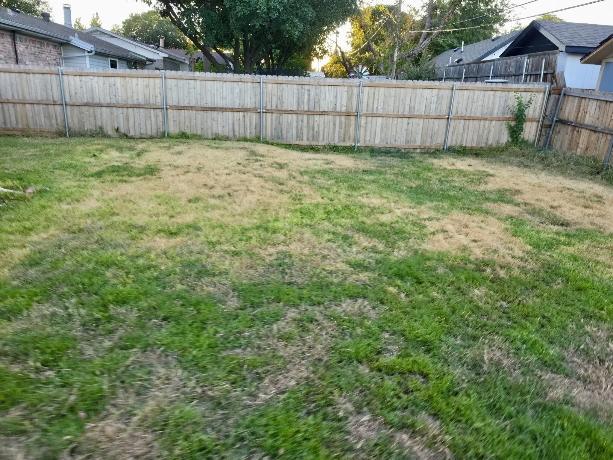 Single Family Residence For Sale in Tarrant County , 915 Lemontree Drive, Arlington, Texas 76017, 3 Bedroom, 2 Bathroom, 2 Garage spaces, 1,254 Sqft, built in 1980, mls#21395806, Real Estate Agent in Arlington, Homes For Sale in Tarrant county, Homes For Sale in Arlington, Realtor in Arlington Texas, Real Estate Brokerage Independent Realty Texas, Luminita Cordes Realtor