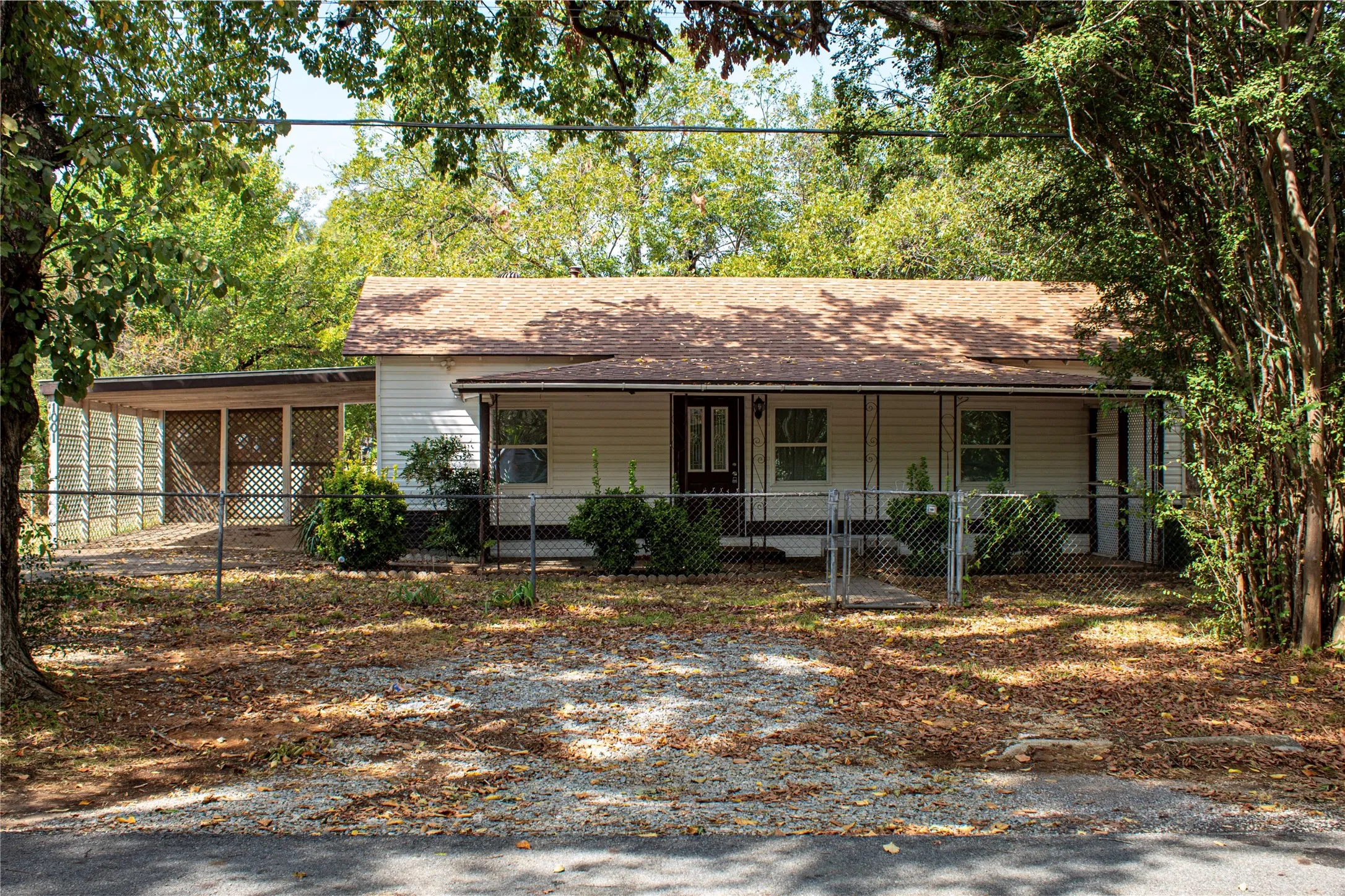 Single Family Residence For Rent