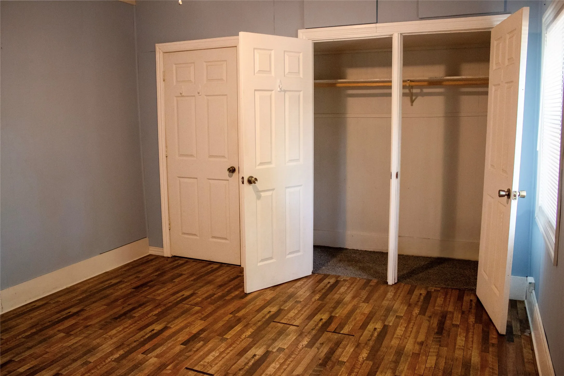 Single Family Residence For Rent in Grayson County , 1001 Star Street, Denison, Texas 75020, 2 Bedroom, 1 Bathroom, Garage spaces, 1,160 Sqft, built in 1945, mls#21395800, Real Estate Agent in Denison, Homes For Rent in Grayson county, Homes For Rent in Denison, Realtor in Denison Texas, Real Estate Brokerage Independent Realty Texas, Luminita Cordes Realtor